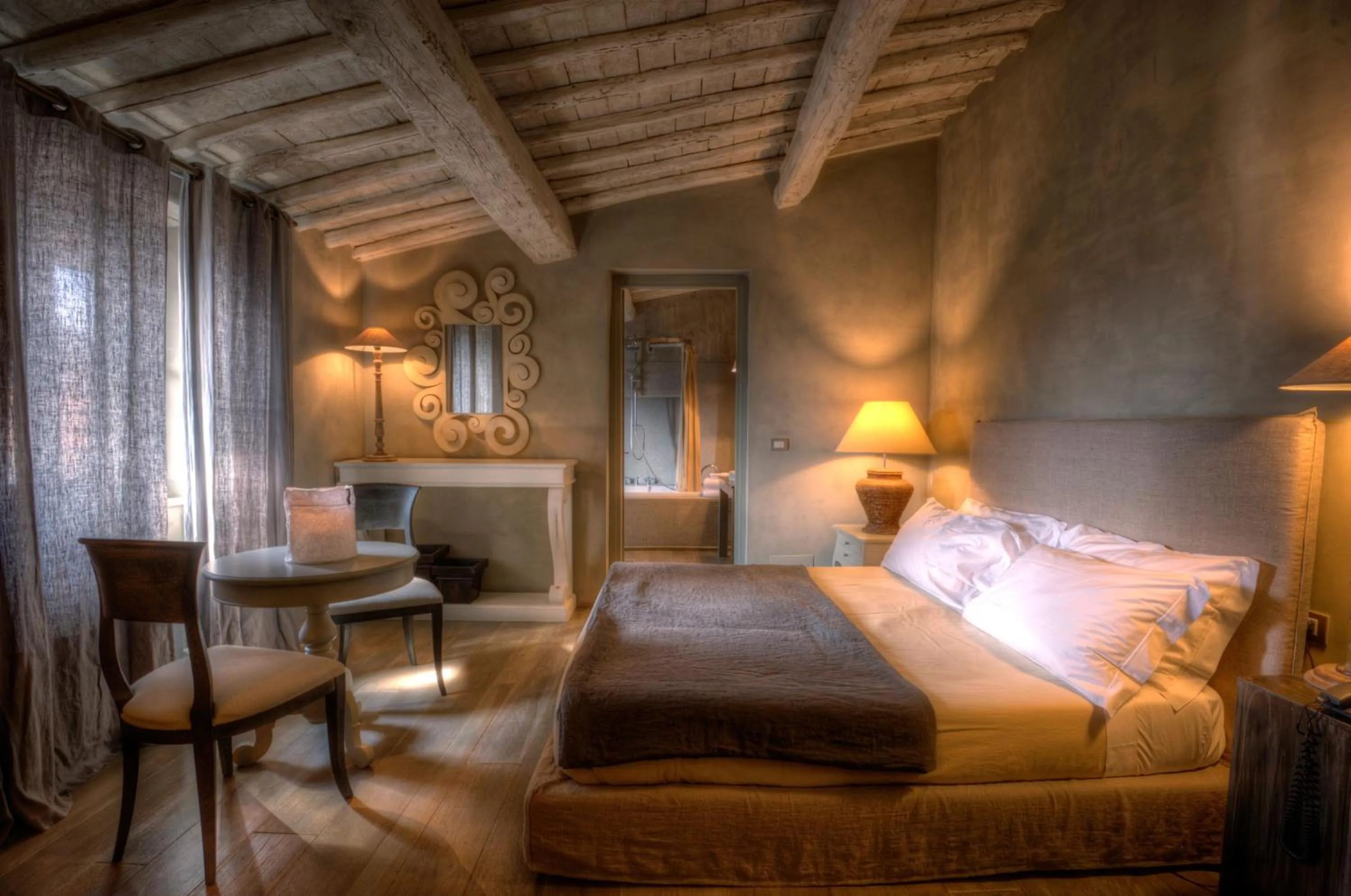 Photo of the whole room in Villa Sassolini Country Boutique Hotel