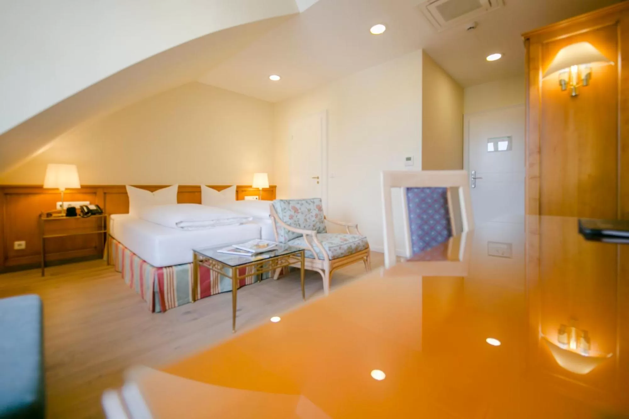 Photo of the whole room, Bed in Hotel Sailer