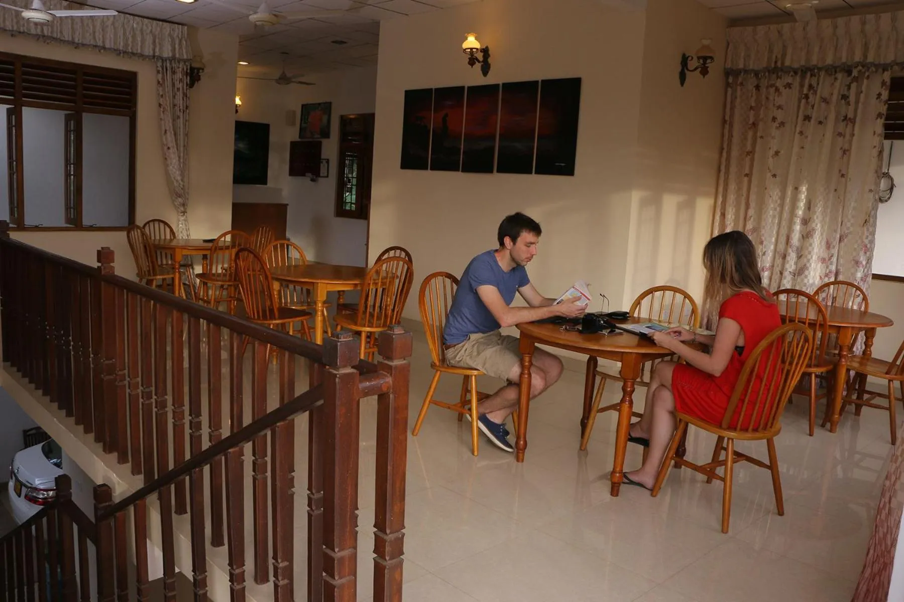 Area and facilities in London Palace