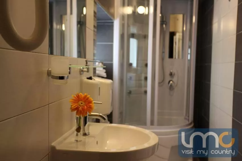 Bathroom in Hotel-Restaurant Kriva Ćuprija