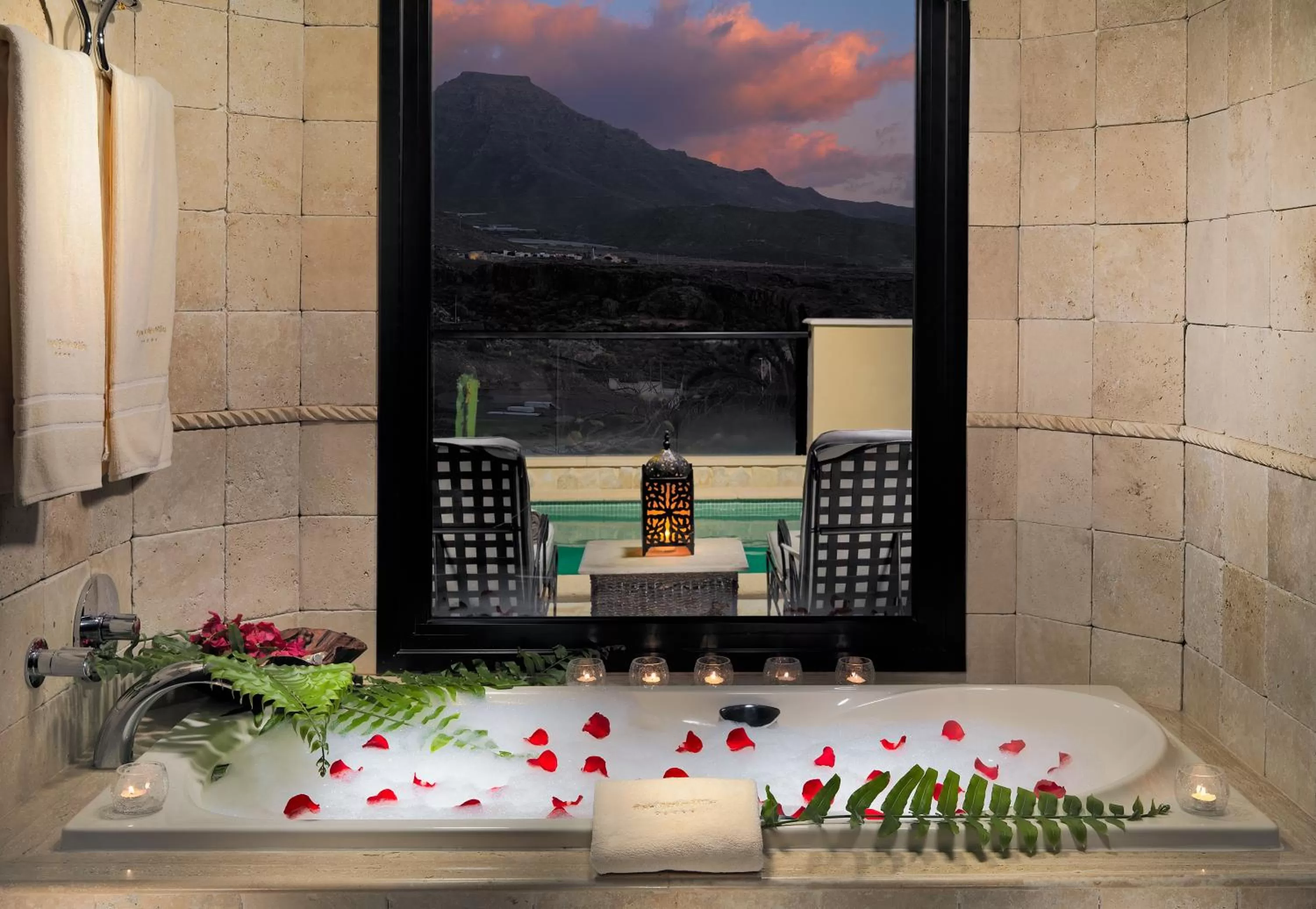 Bathroom in Royal Garden Villas, Luxury Hotel