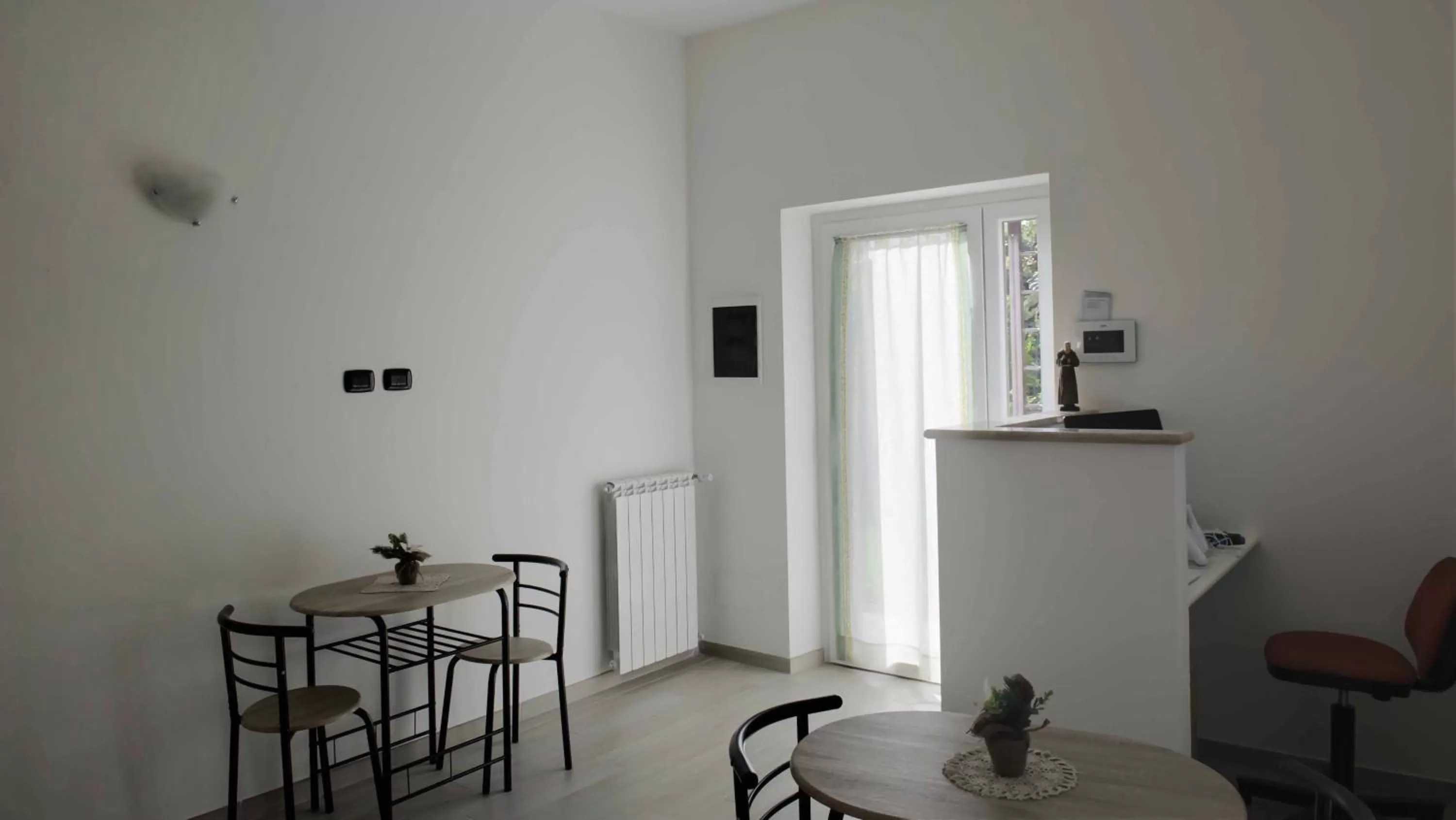 Communal kitchen in Il Giardino dell'Eden