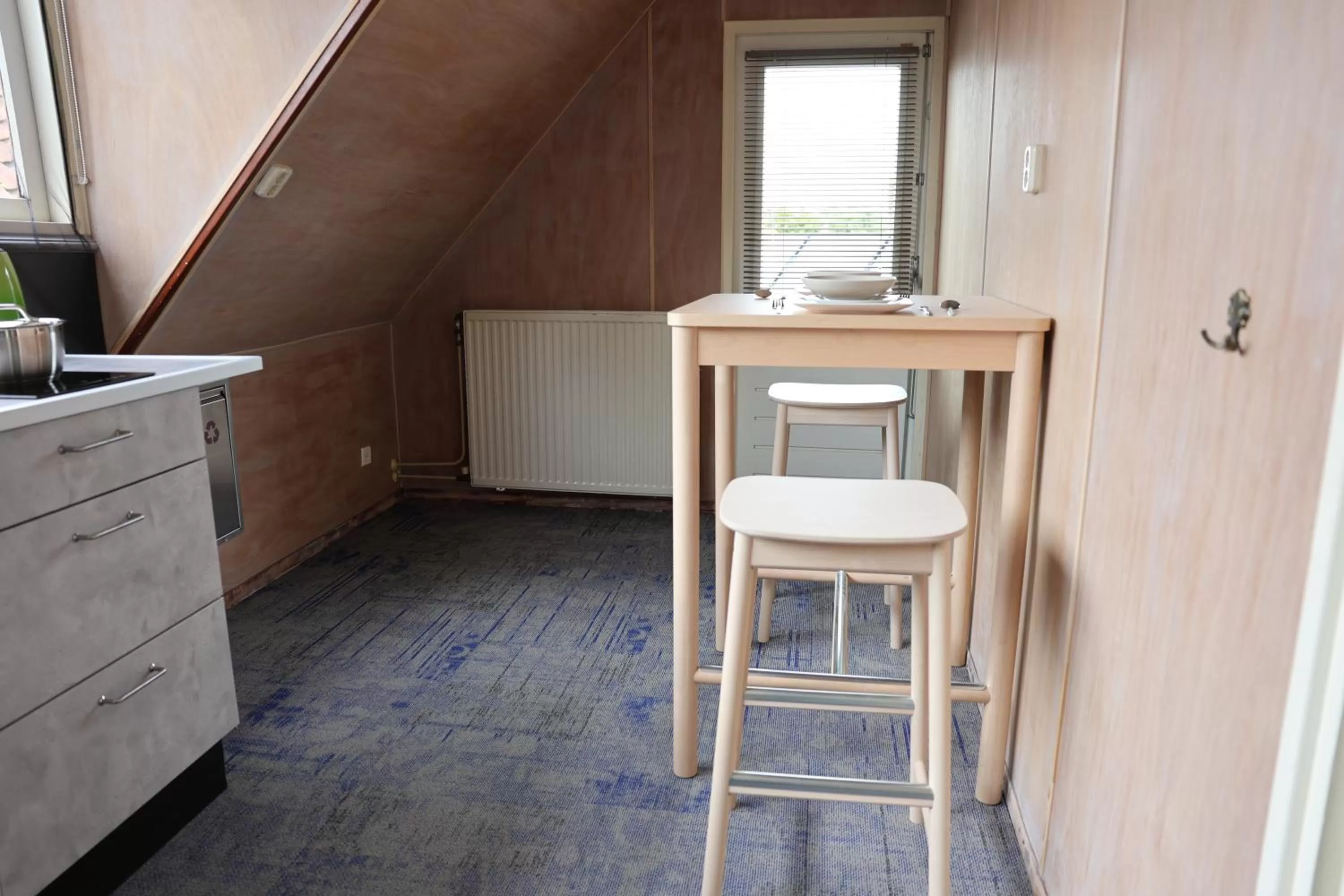 Kitchen or kitchenette in B & B Marrum Hotel Marrum