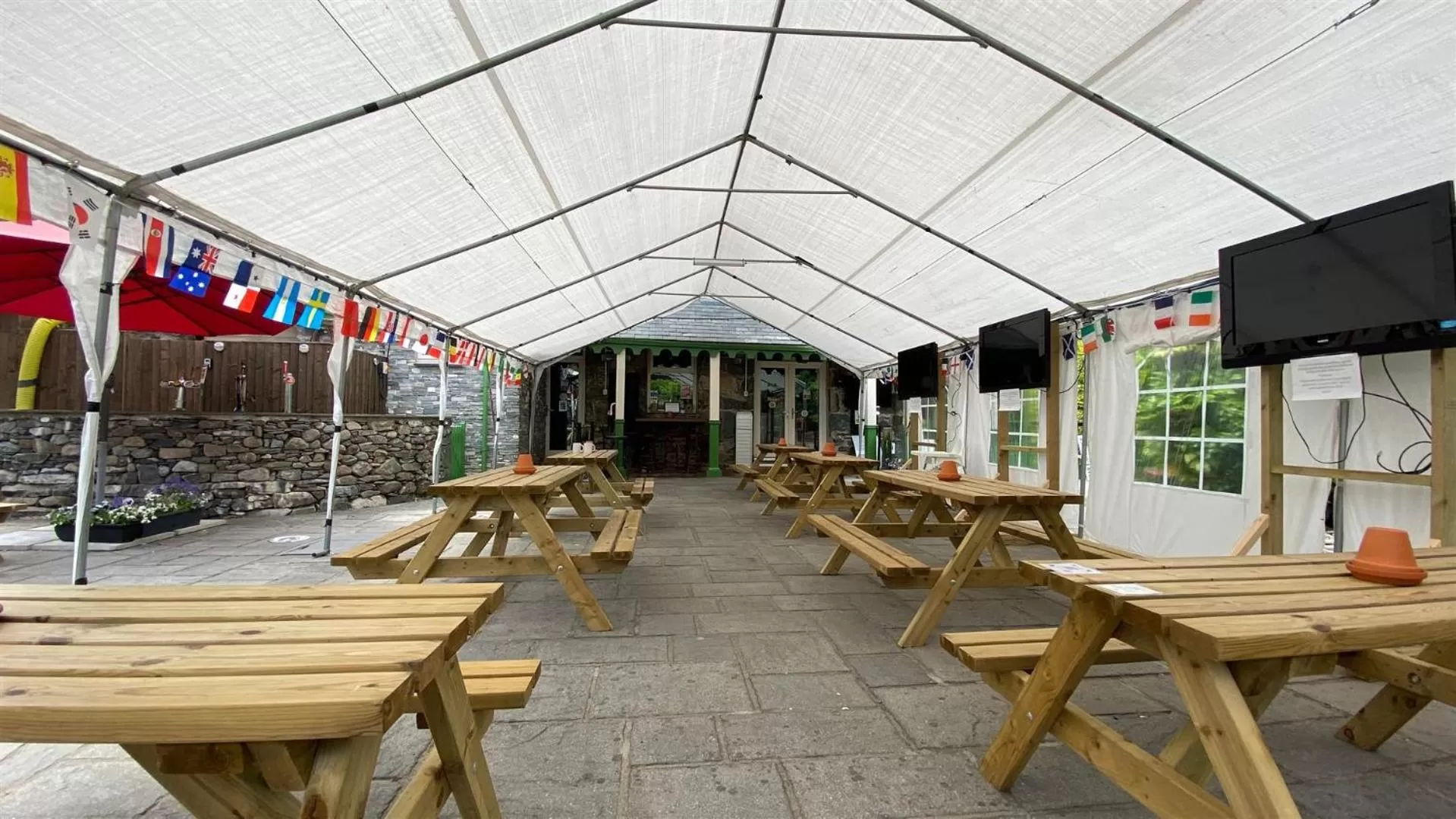 Restaurant/Places to Eat in Hafan Artro