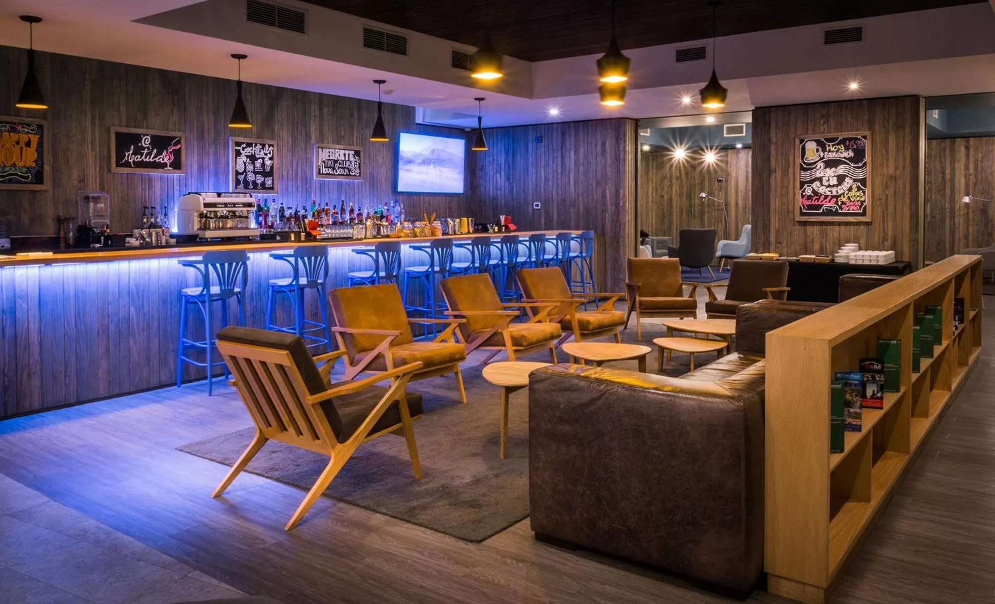 Communal lounge/ TV room in Novapark