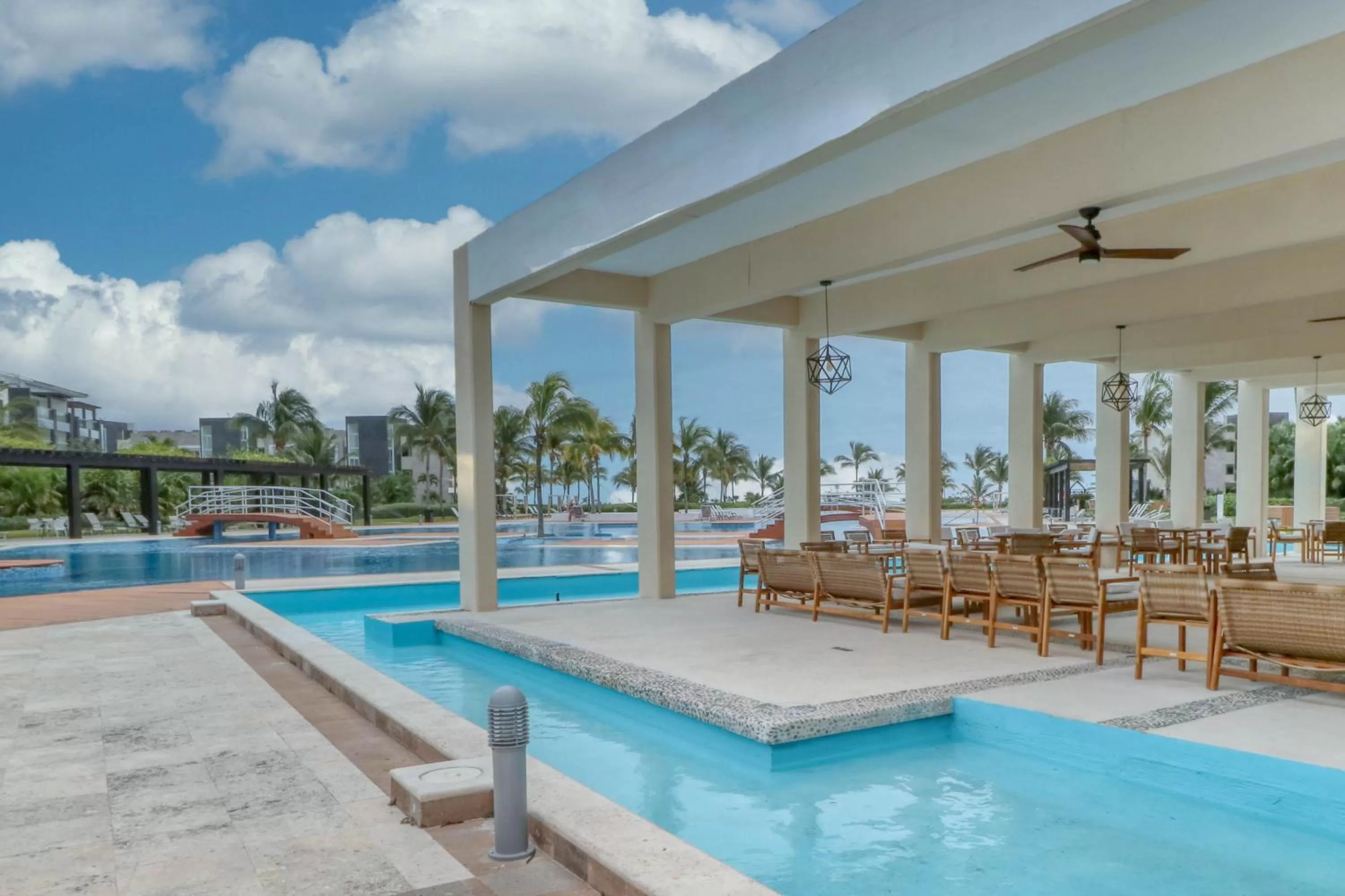Swimming Pool in Hakuna Matata 725N at Mareazul Beachfront