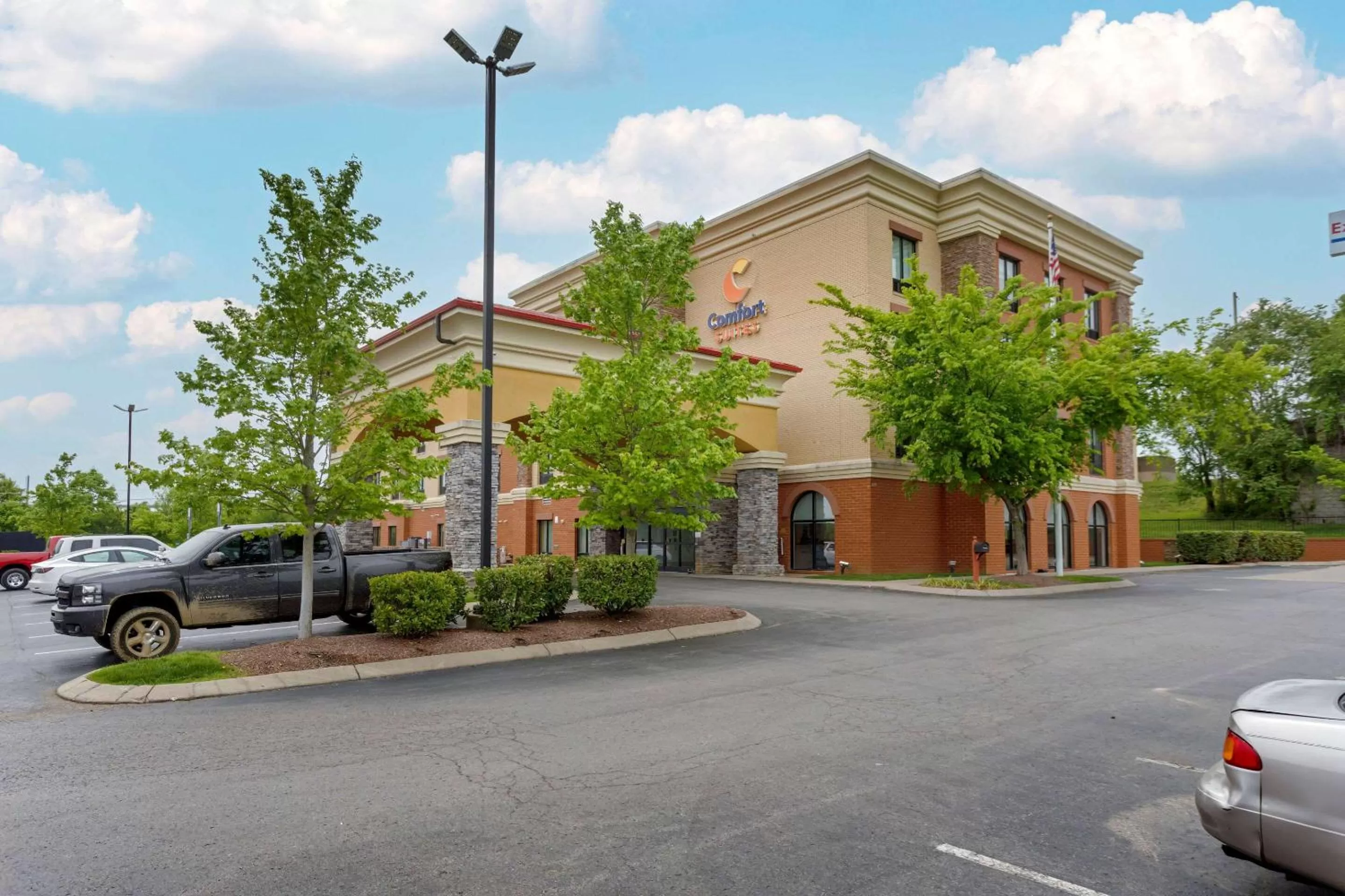Property building in Comfort Suites Mt Juliet-Nashville Area