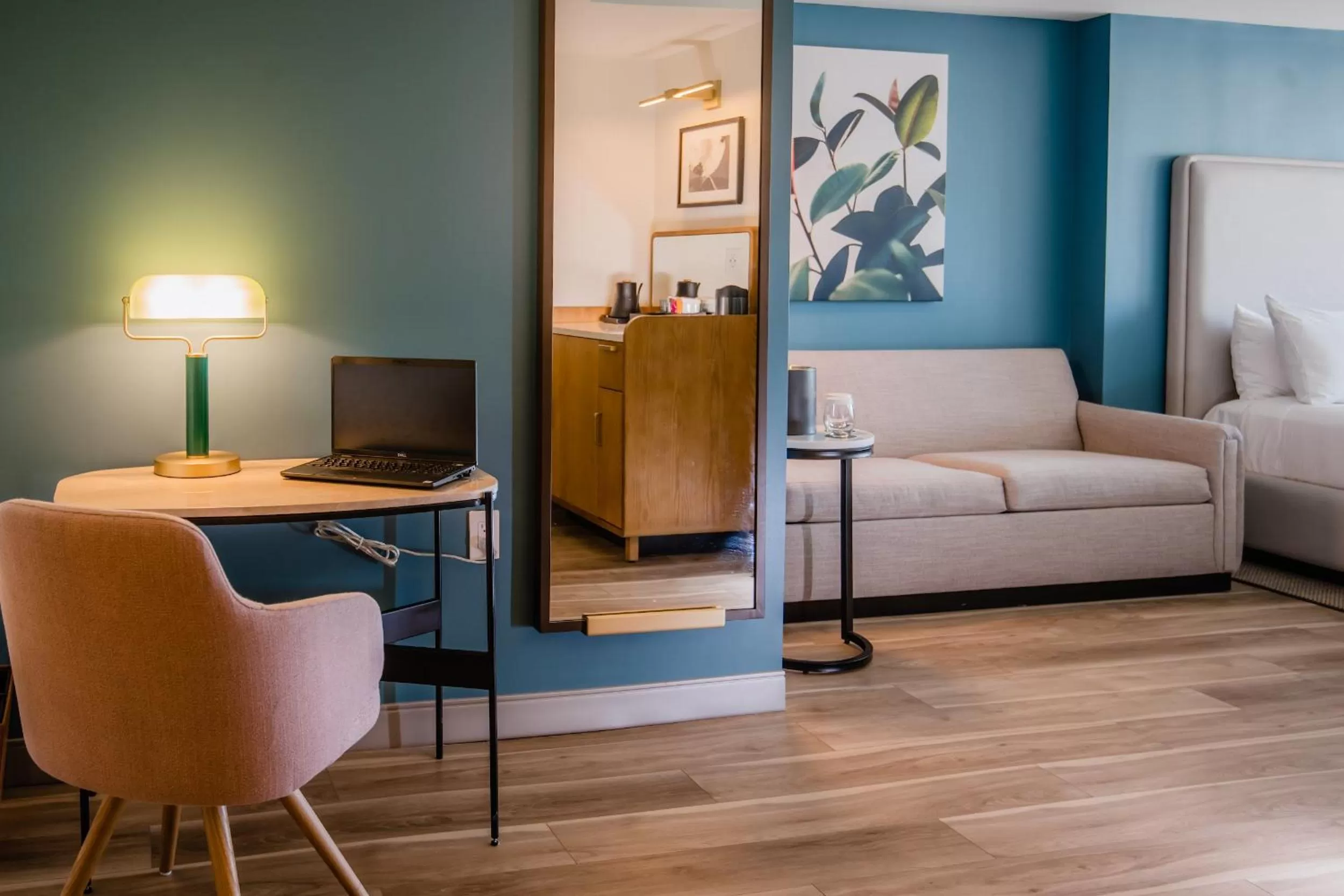 Seating area in Hotel Madera