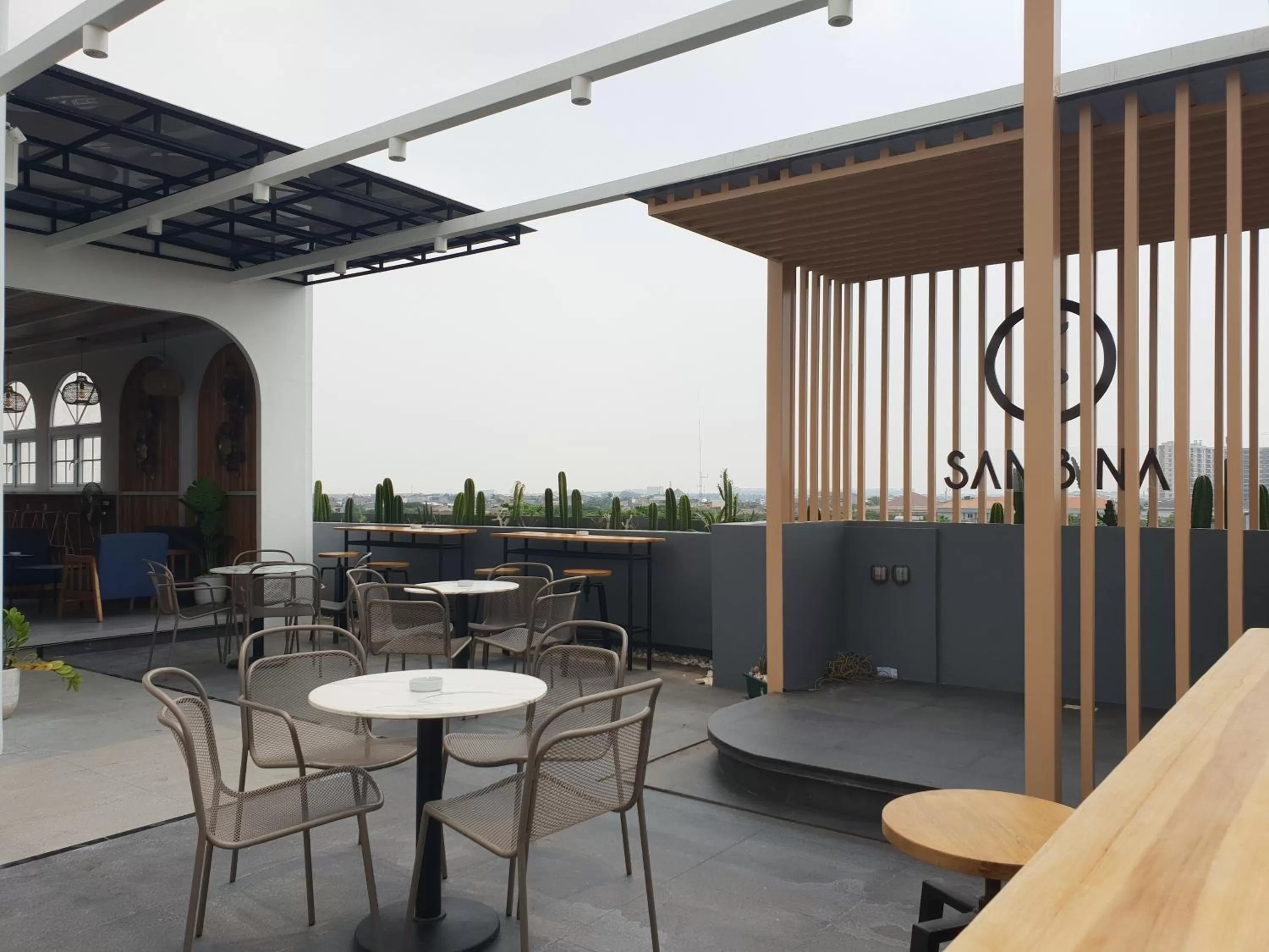 Lounge or bar in Sambina Prime