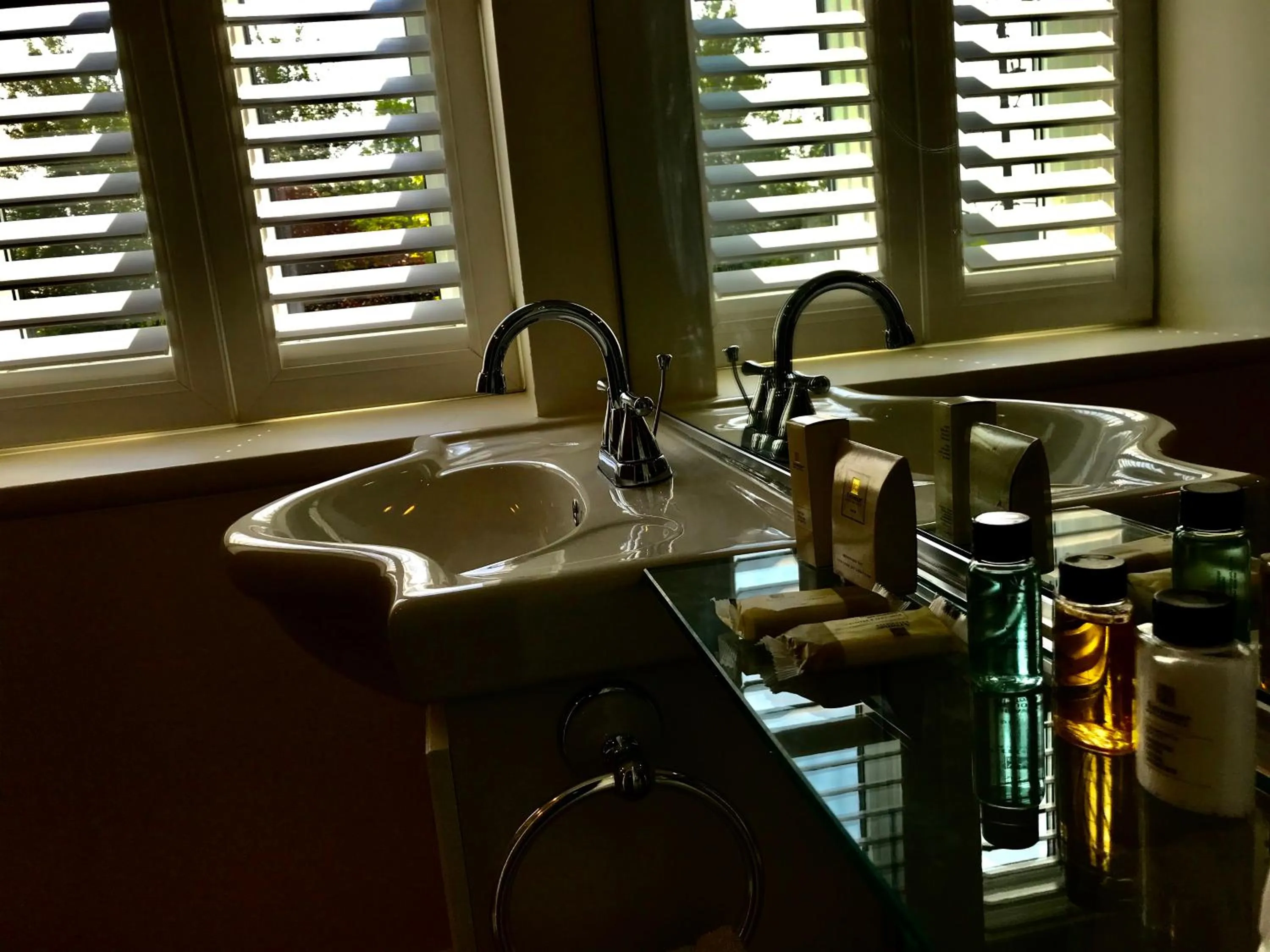 Bathroom in Auberge du Sault-à-la-Puce