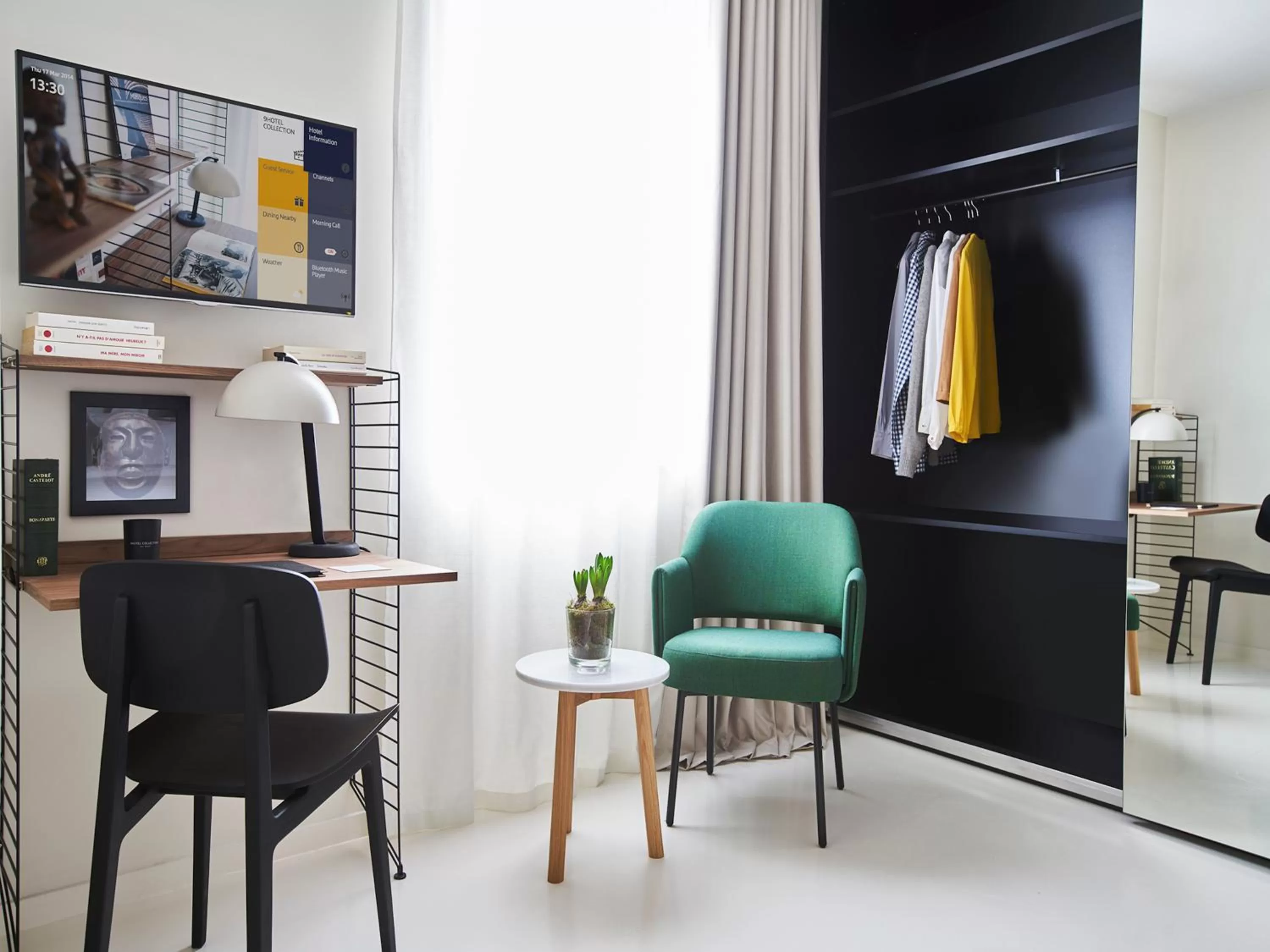 Bedroom in 9Hotel Sablon