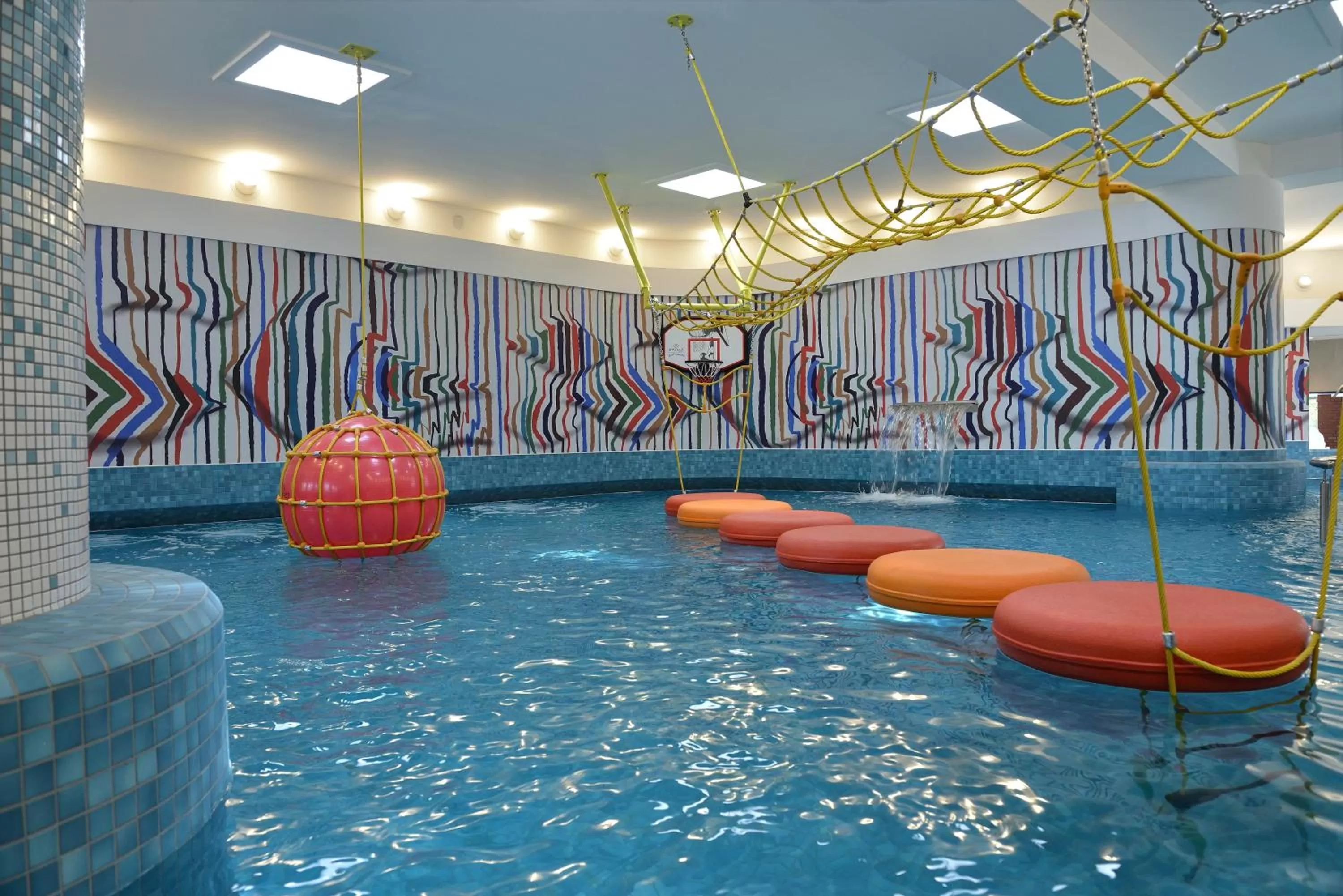 Swimming pool in Danubius Hotel Bük