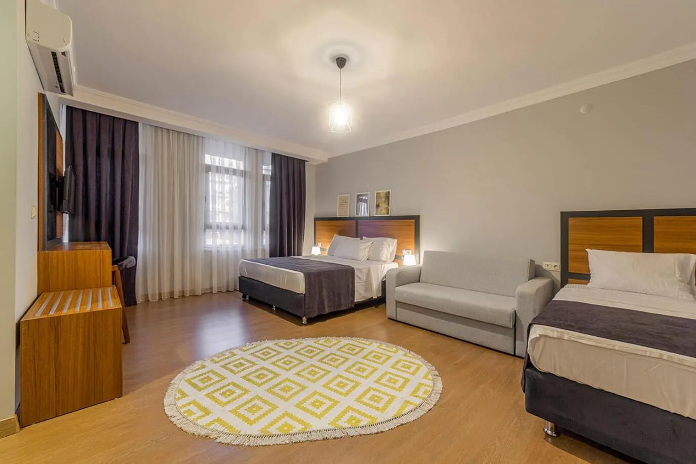 Photo of the whole room, Bed in Antalya Business Hotel