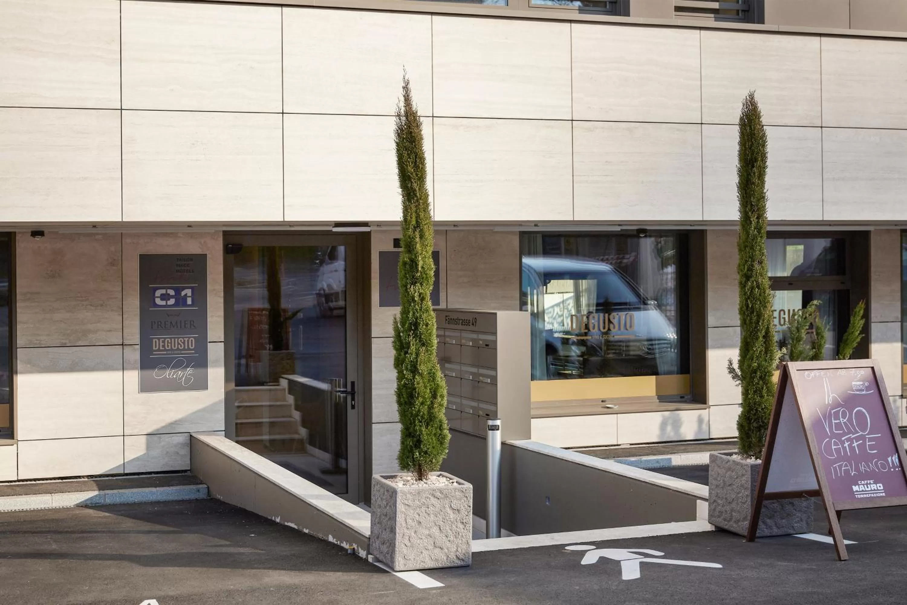 Facade/entrance in Tailormade Hotel RIGIBLICK Küssnacht