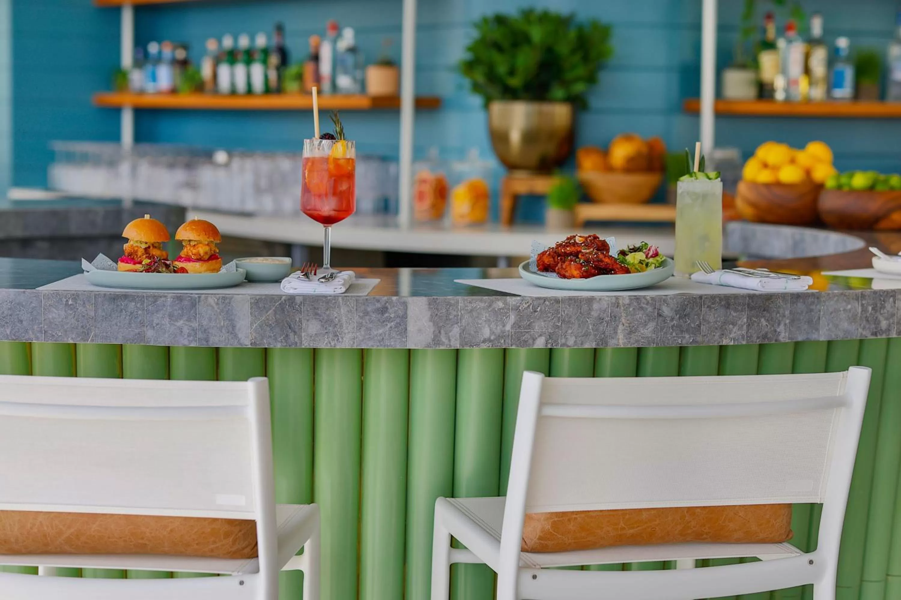 Restaurant/places to eat in Marriott Resort Palm Jumeirah, Dubai