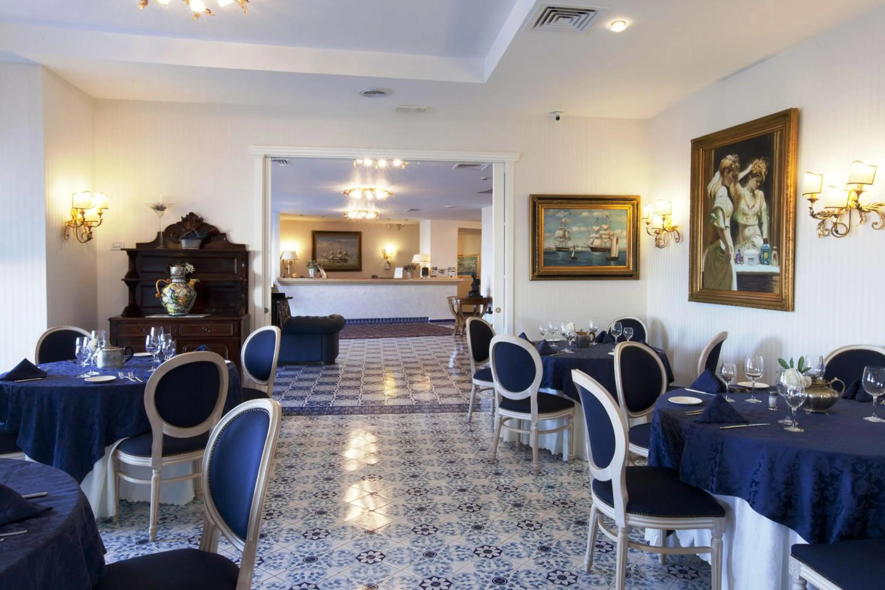 Restaurant/places to eat in Punta Campanella Resort & Spa