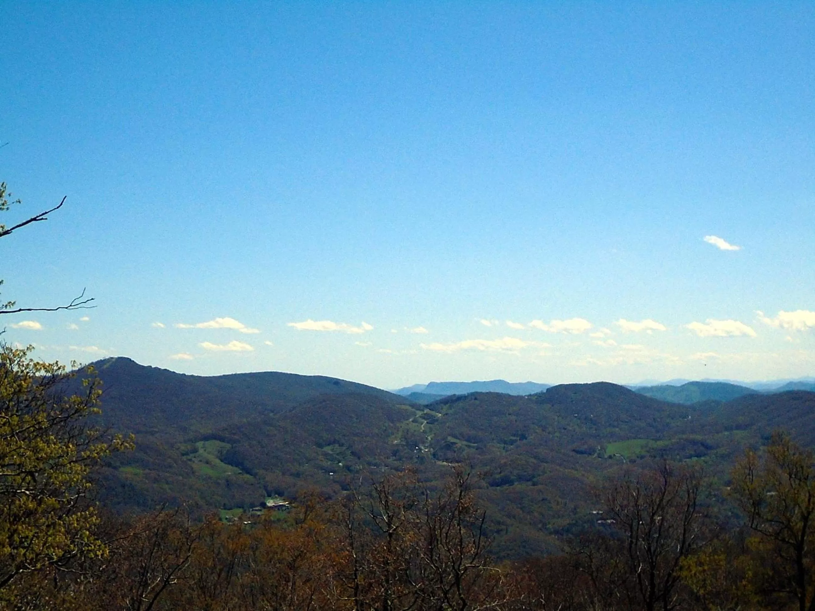 Mountain View in Klonteska Condominiums By VCI Real Estate Services