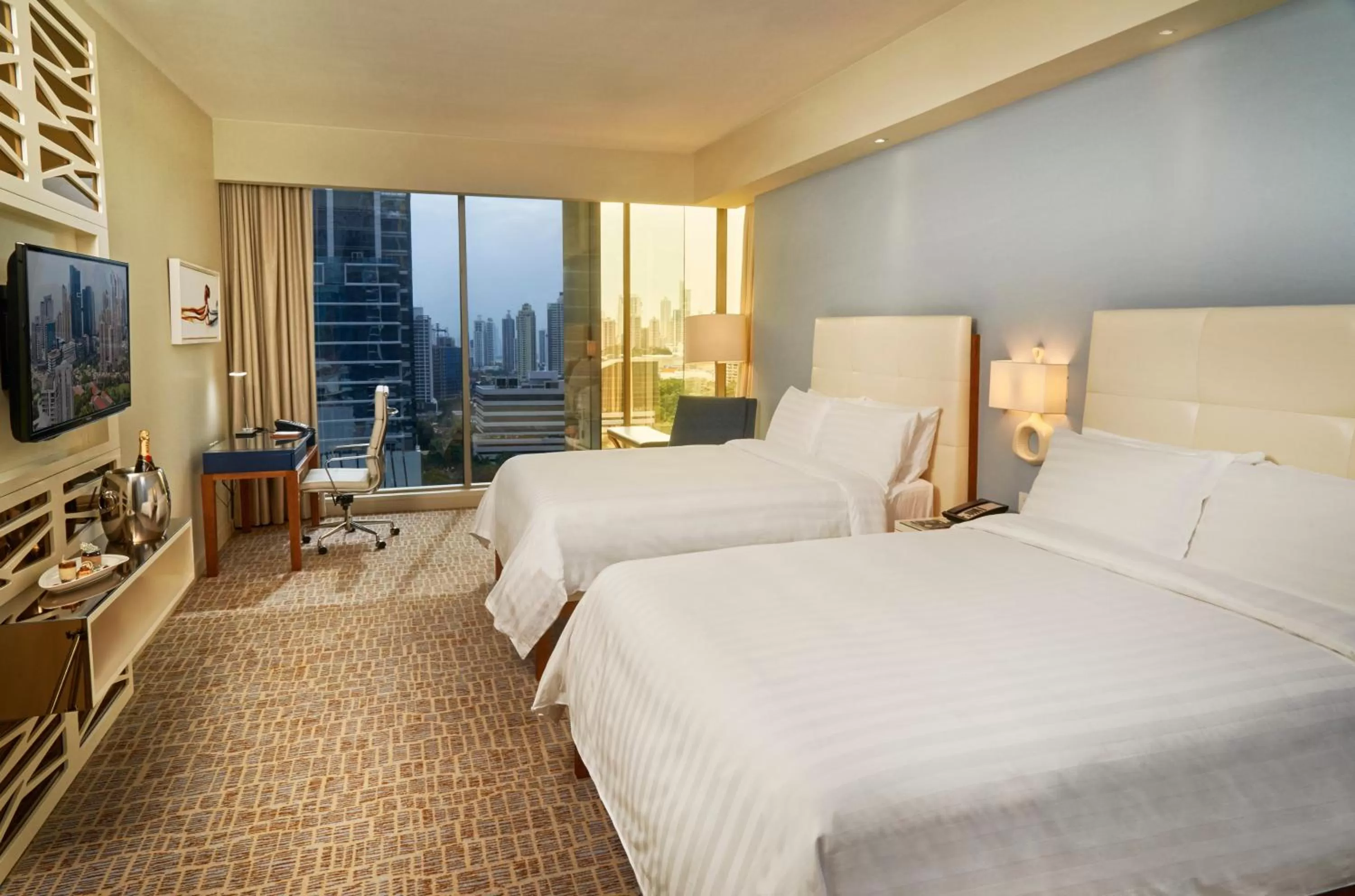 Bedroom, Bed in Global Hotel Panama