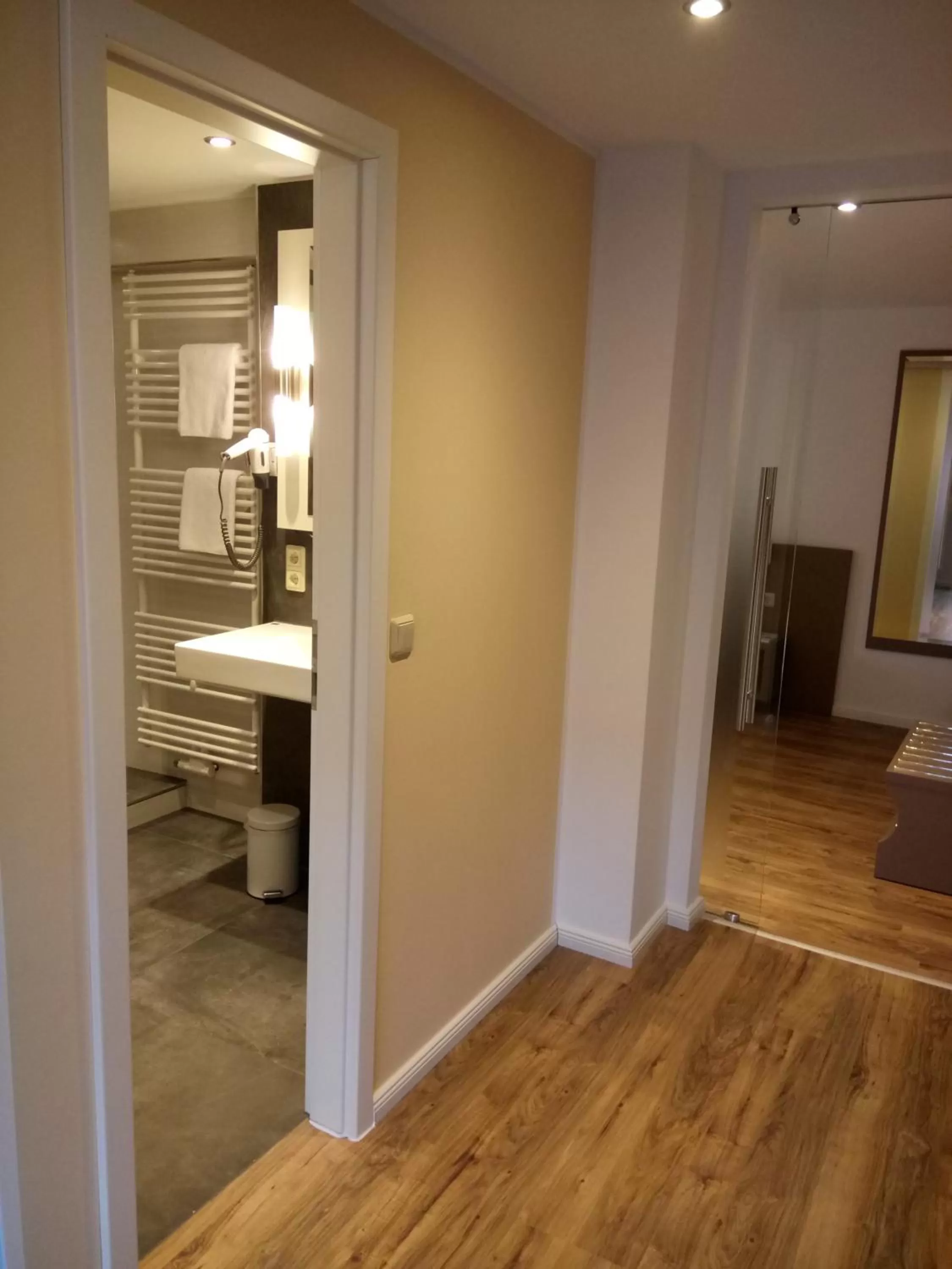 Photo of the whole room in Hotel Am Obermarkt