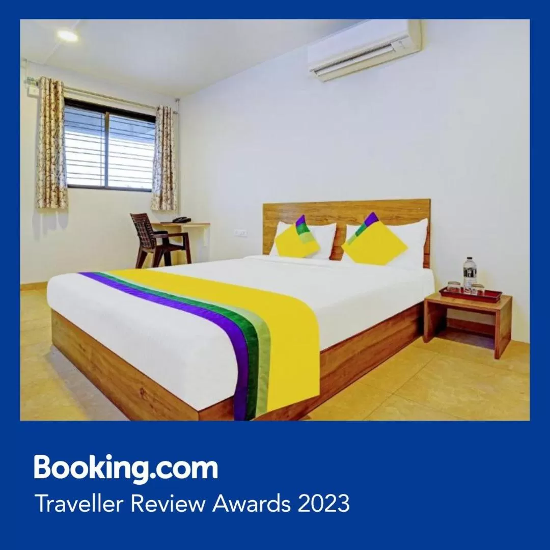 Itsy Hotels Oasis Pride