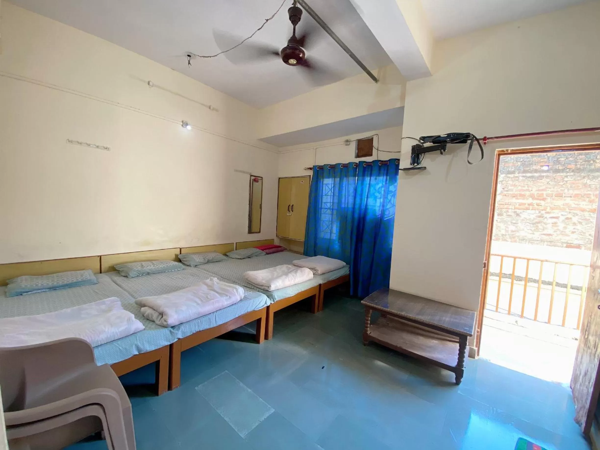 Bed in Pitambra Vishranti Grah