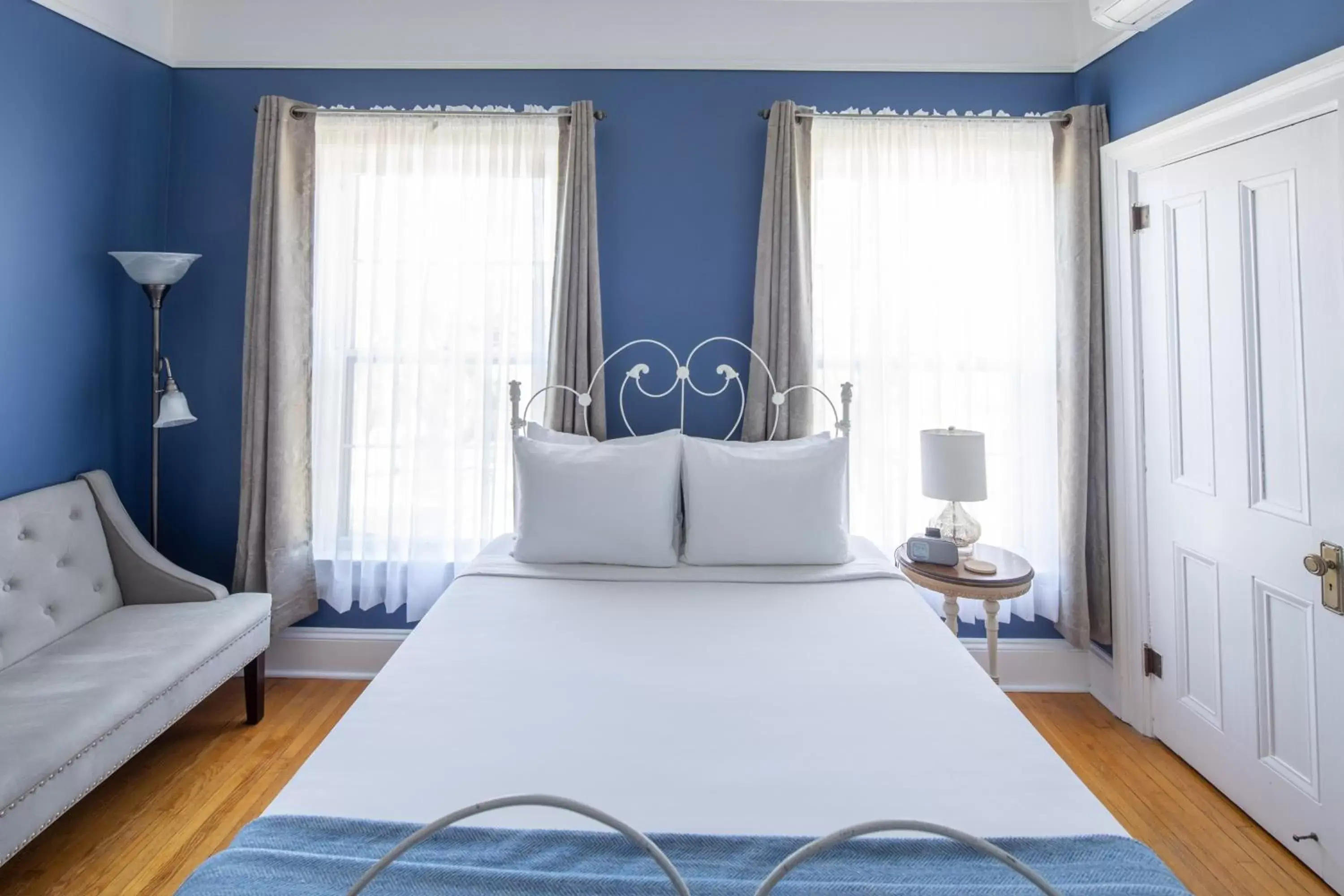 Room 1 in Aldrich Guest House Room 1 in Aldrich Guest House