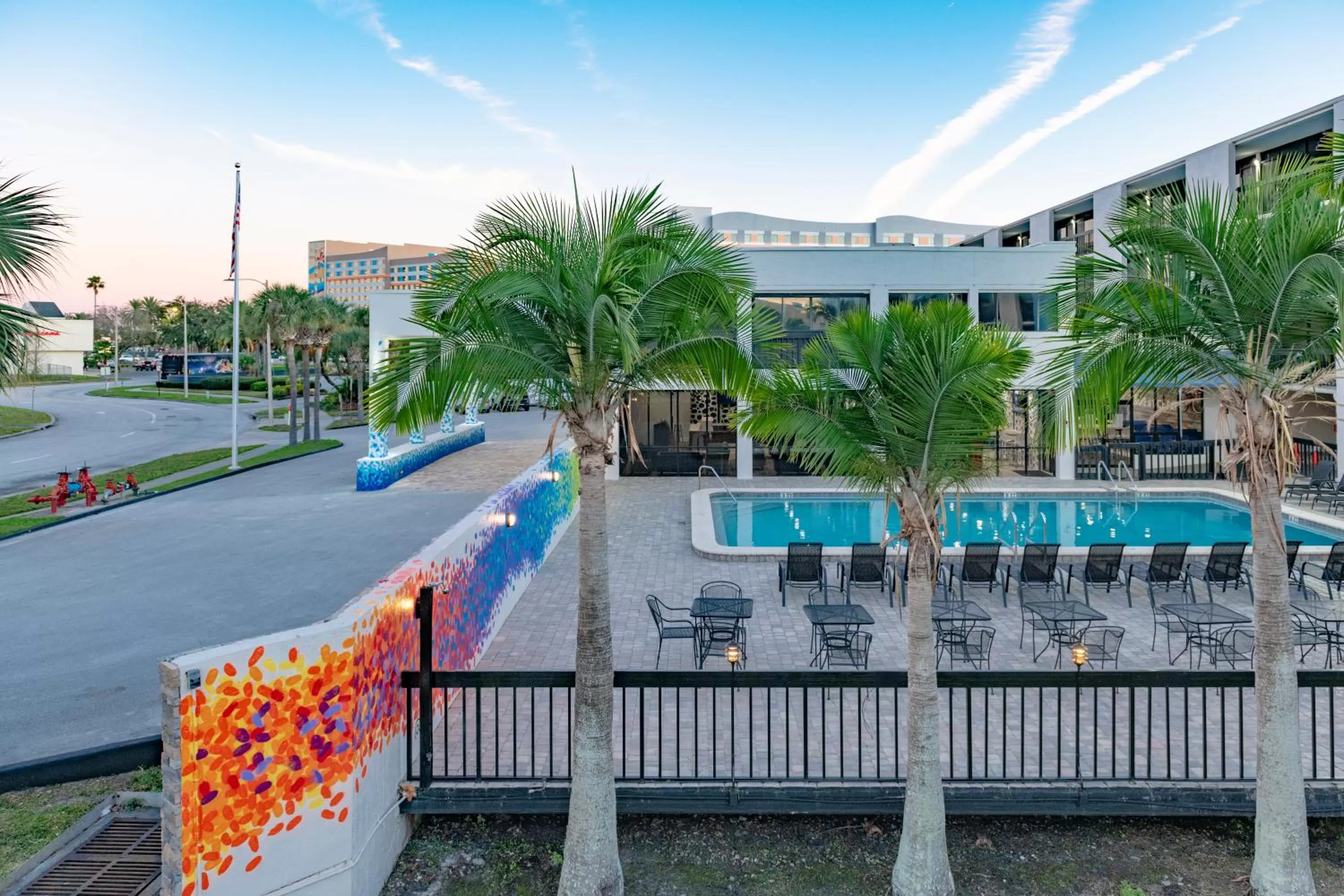 Pool view in Hotel Monreale Express International Drive Orlando