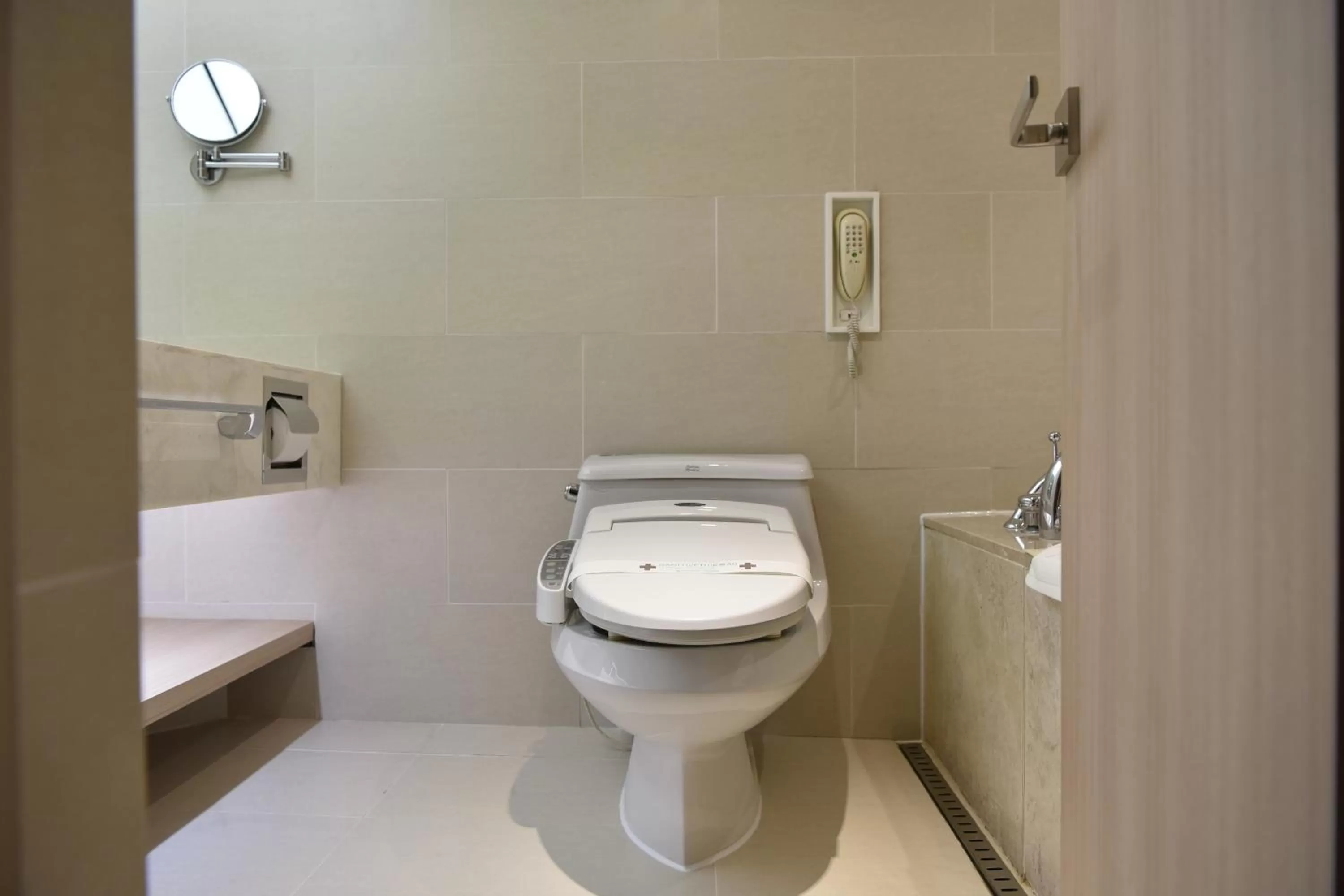 Bedroom in Pacific Hotel