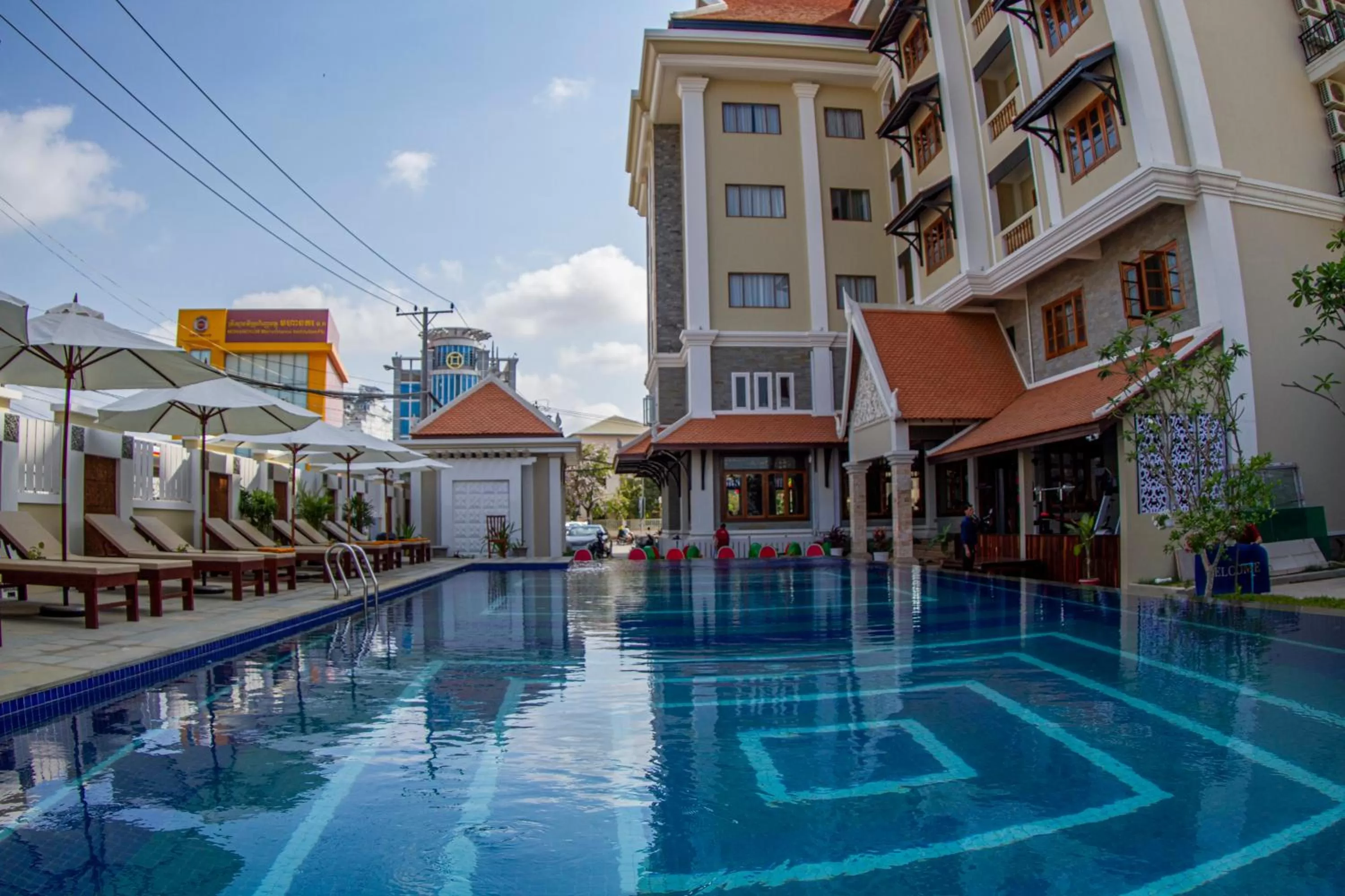 Swimming pool in Kampong Thom Palace Hotel