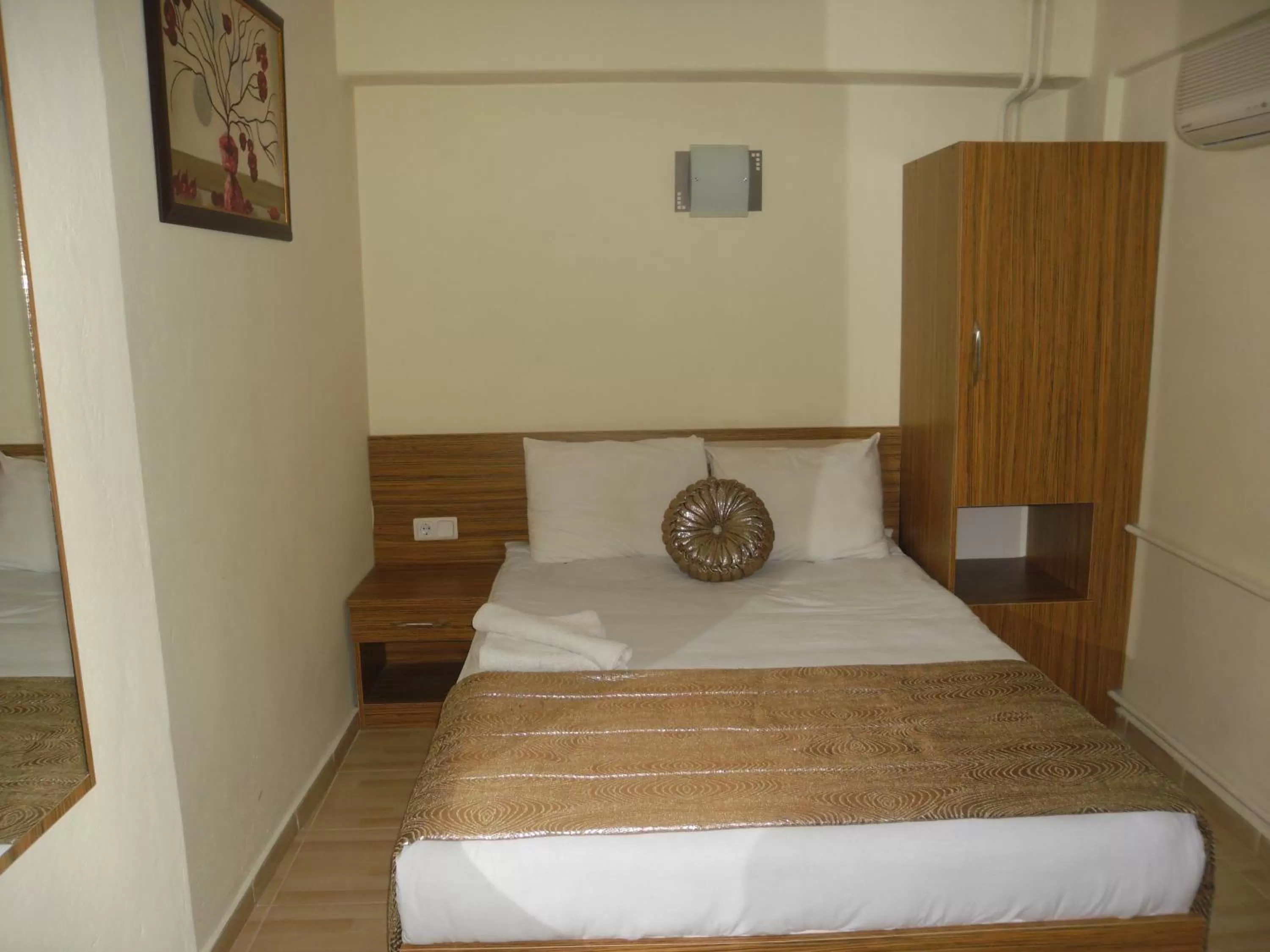 Bed in Olimpiyat Hotel Izmir