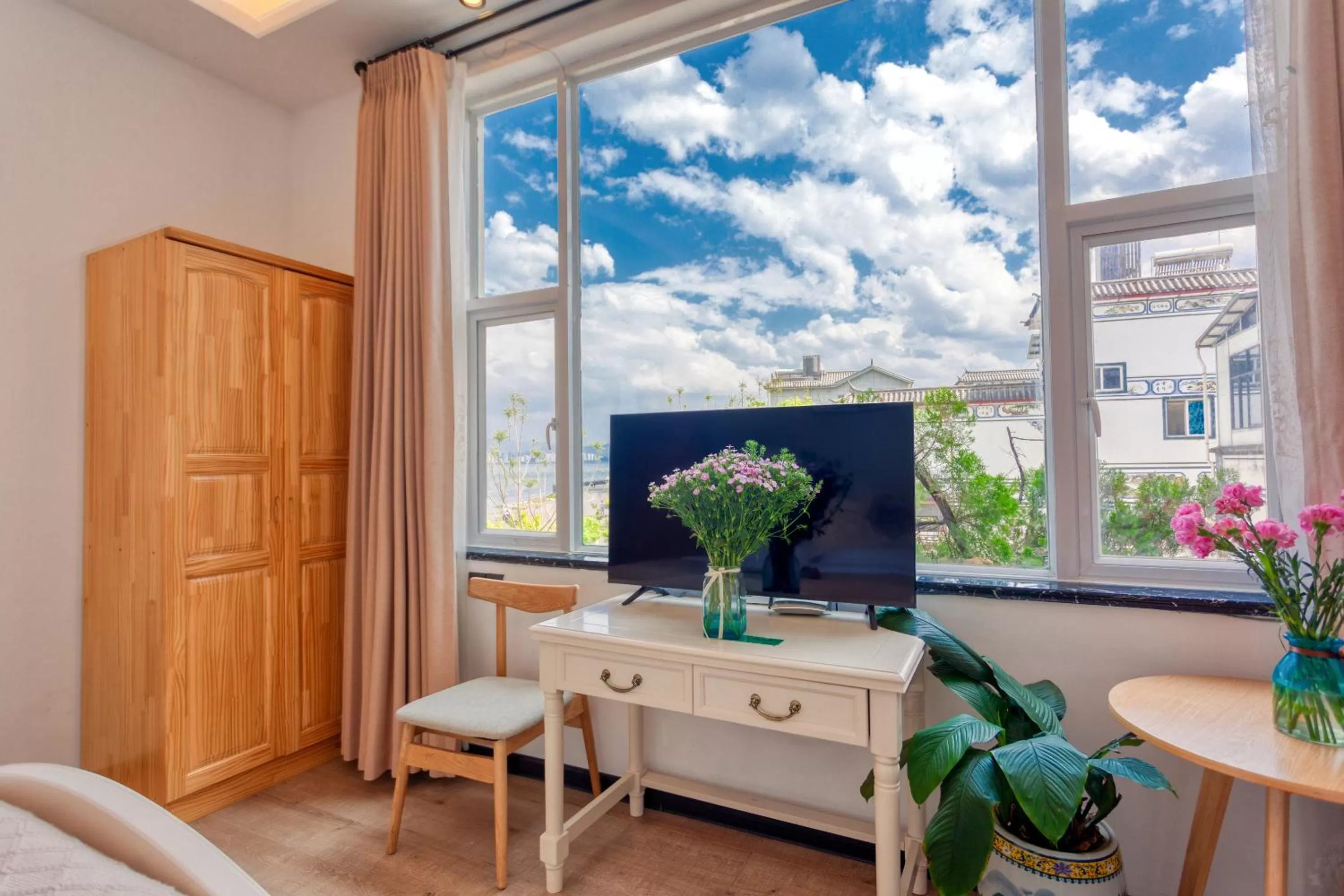 Superior Triple Room with Sea View in Blue Sea Hotel