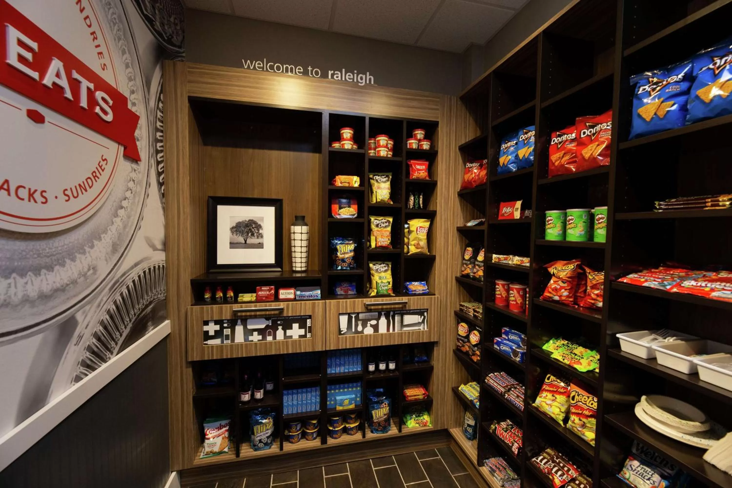 Restaurant/places to eat in Hampton Inn & Suites Raleigh Cary Lenovo Center