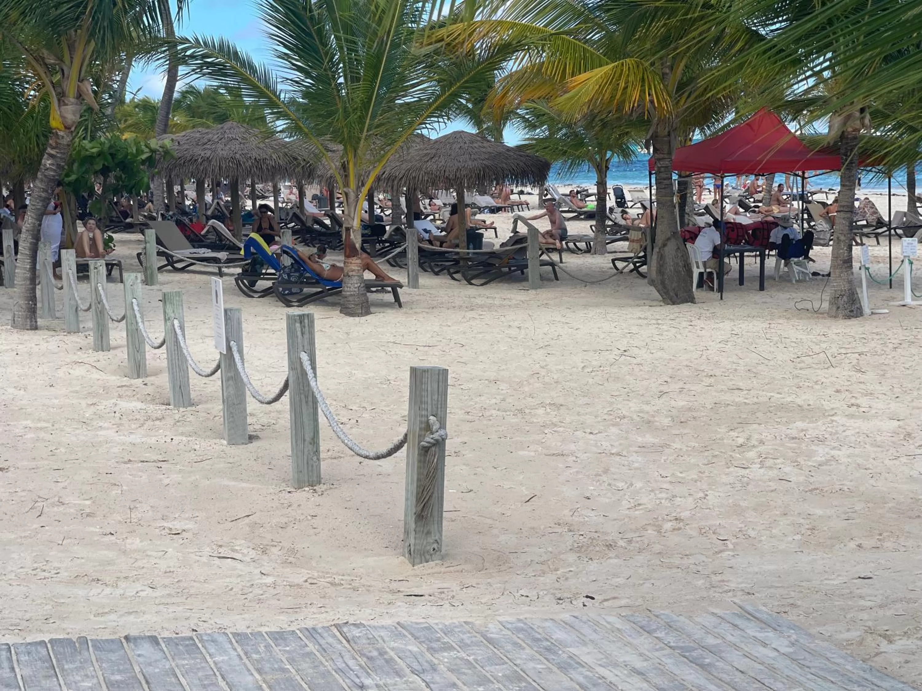 Beach in Yonah comfort punta cana, shared apartment