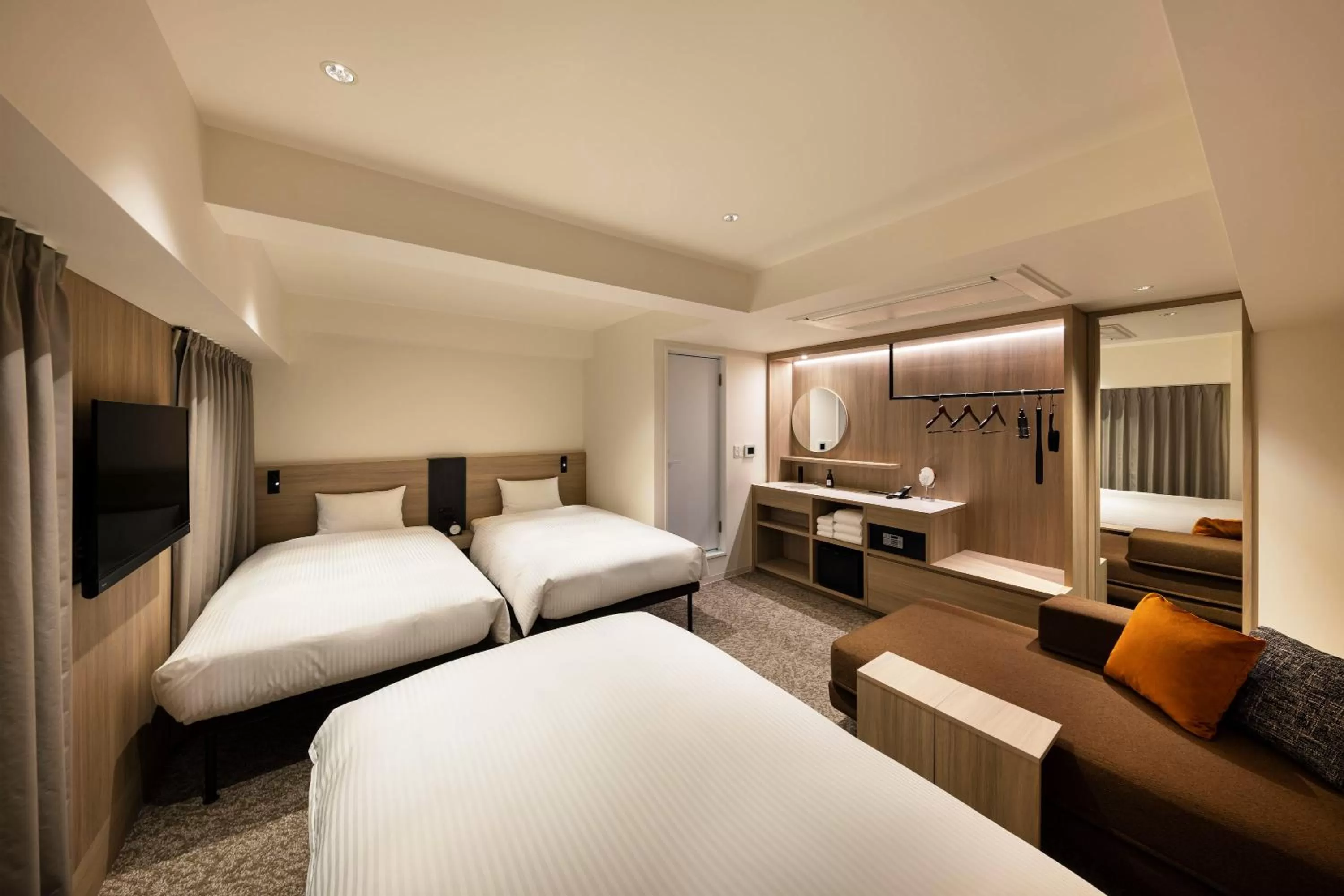 Photo of the whole room in the b namba-kuromon