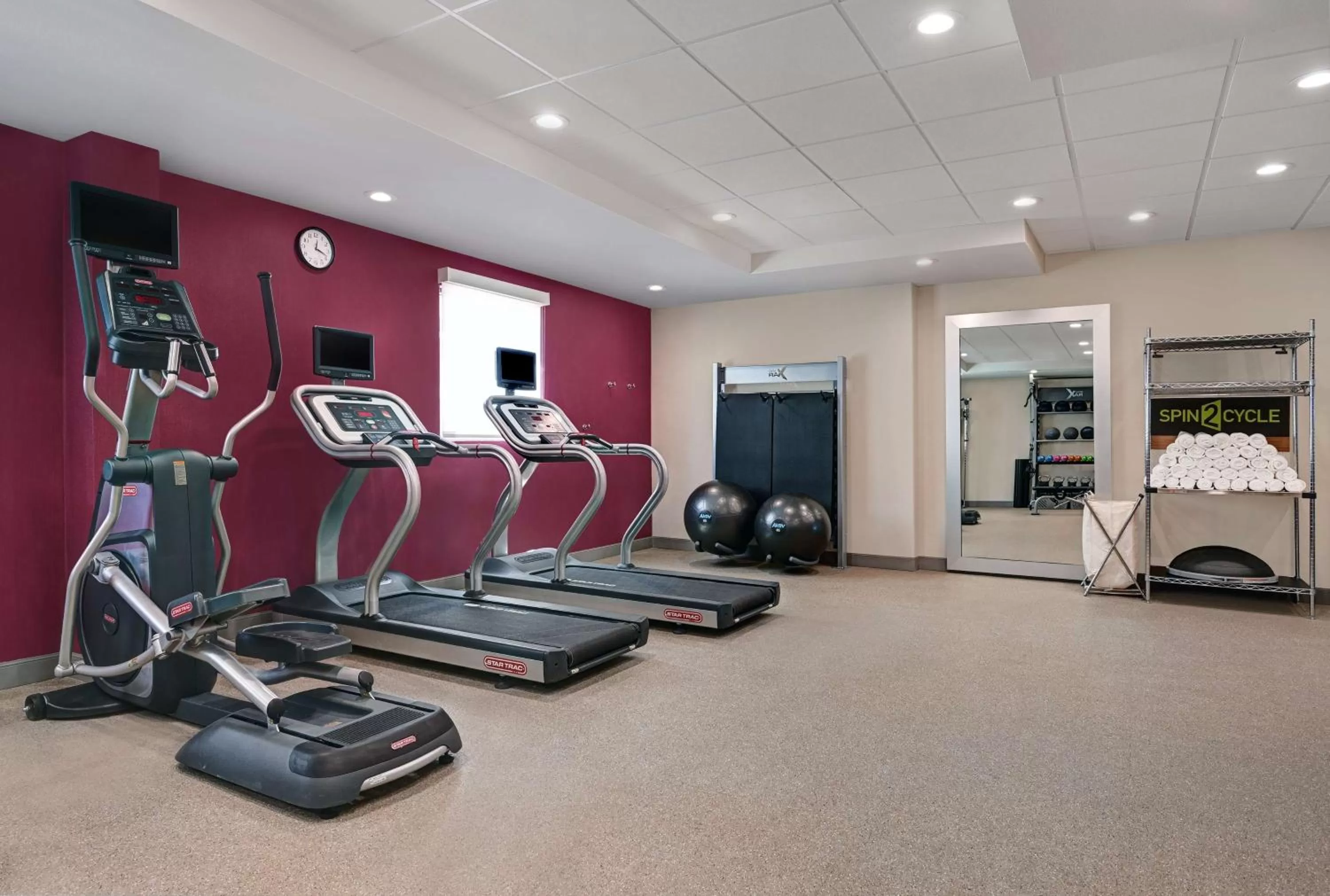 Fitness centre/facilities in Home2 Suites By Hilton Tracy, Ca