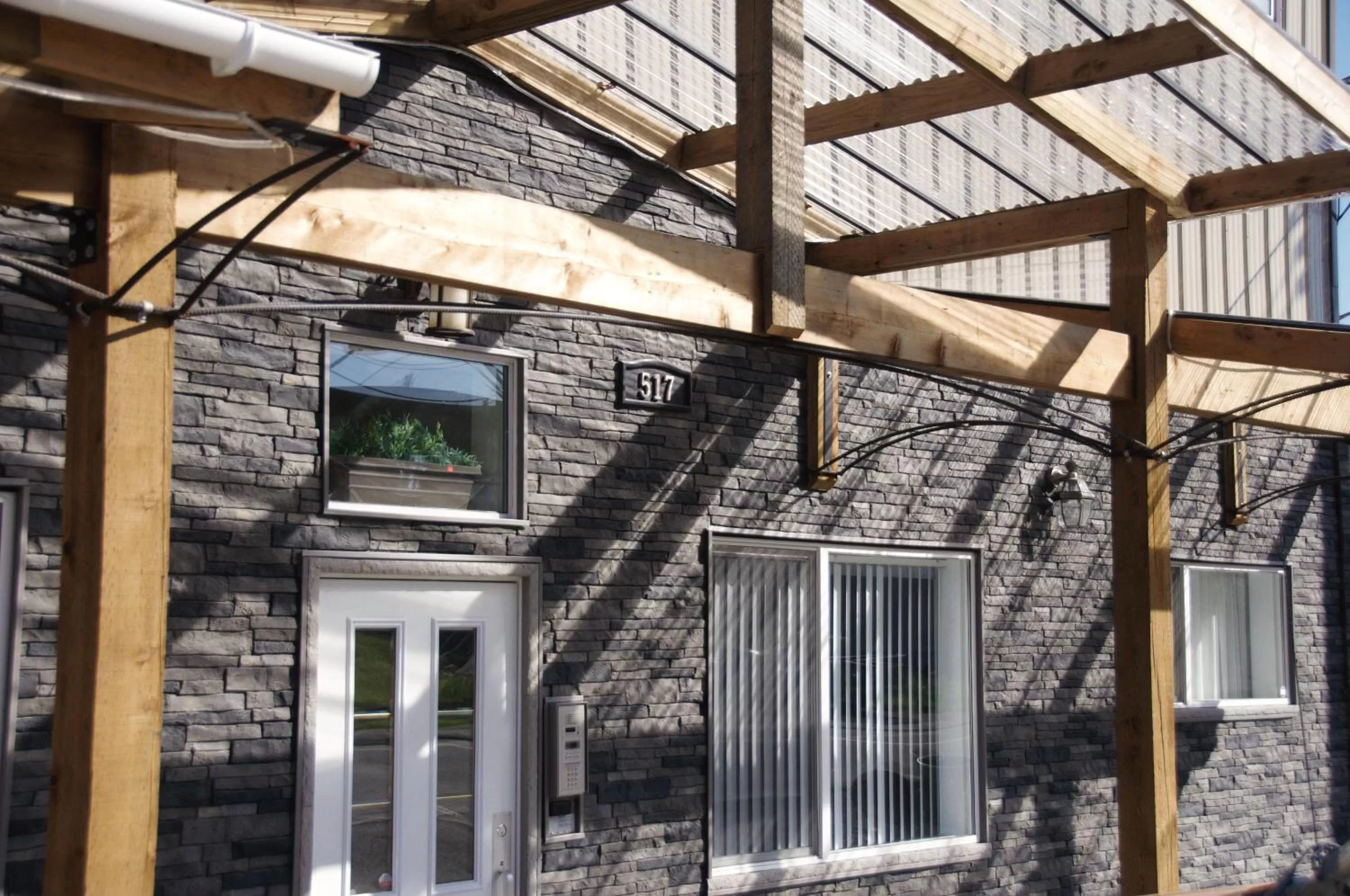 Facade/entrance in Black Rooster Guesthouse