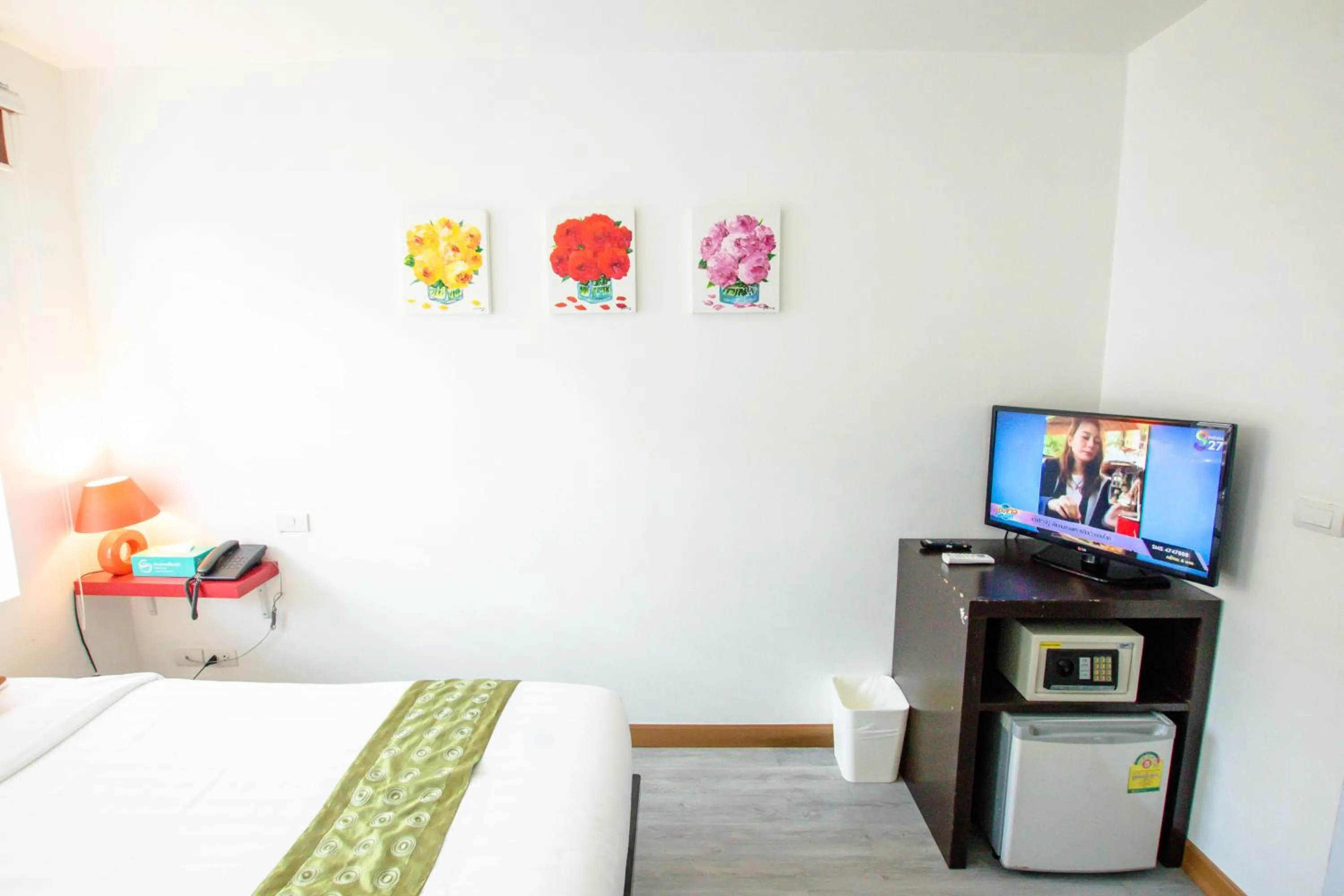 Photo of the whole room, Bed in Queen Boutique Hotel Chaweng