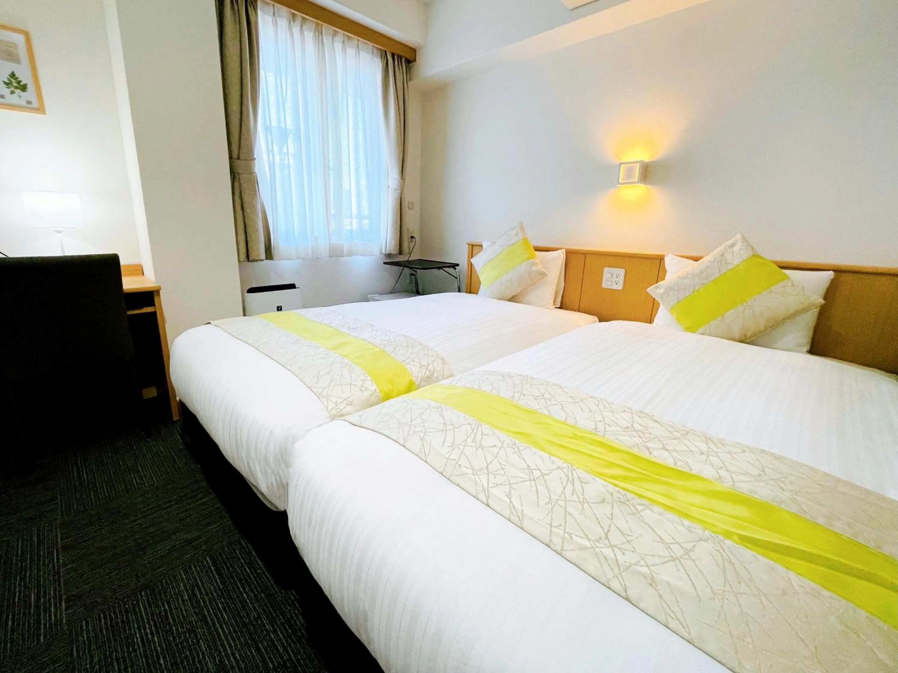 Photo of the whole room, Bed in Eins.Inn Umeda Higashi