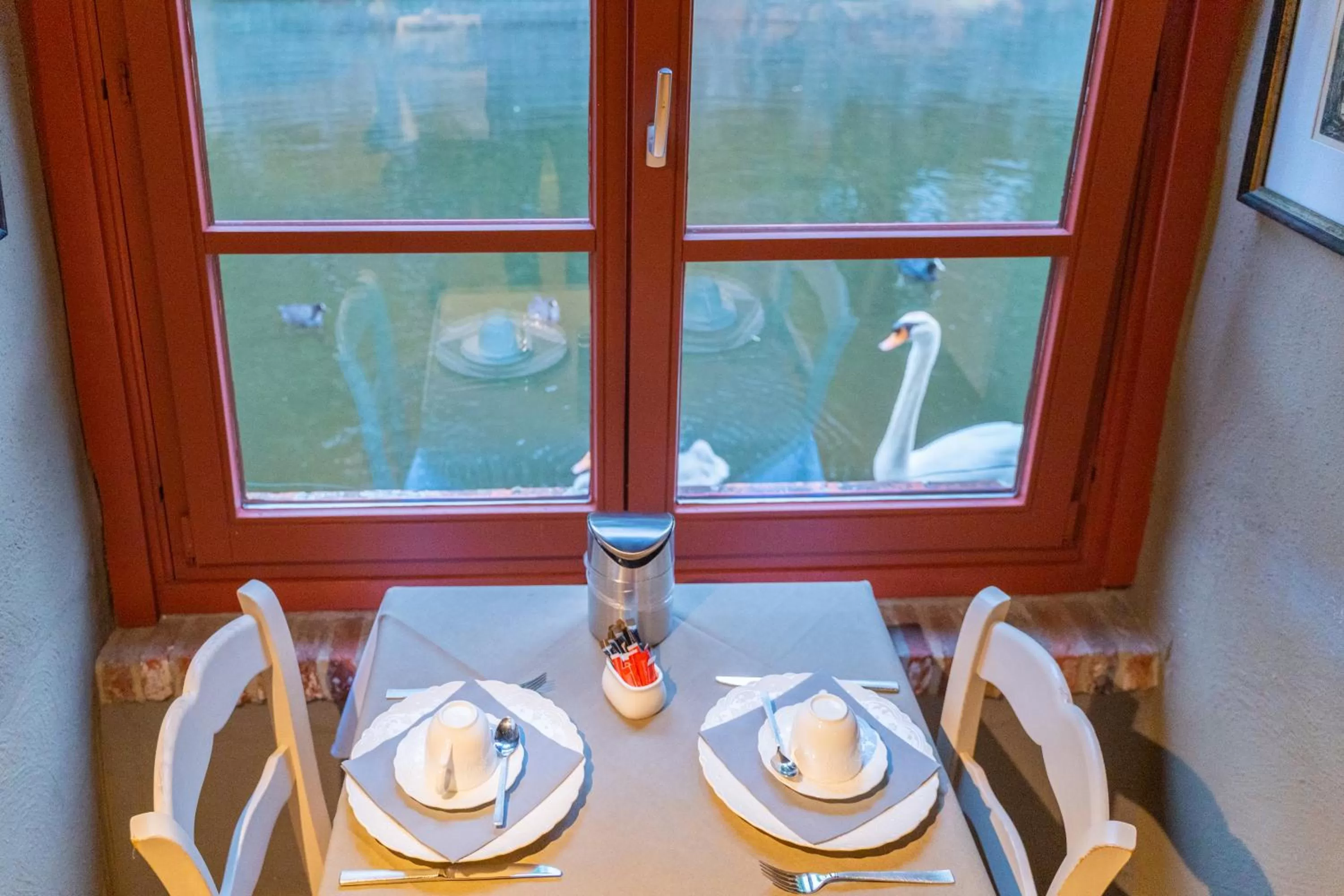 Breakfast in Canal View Hotel Ter Brughe by CW Hotel Collection