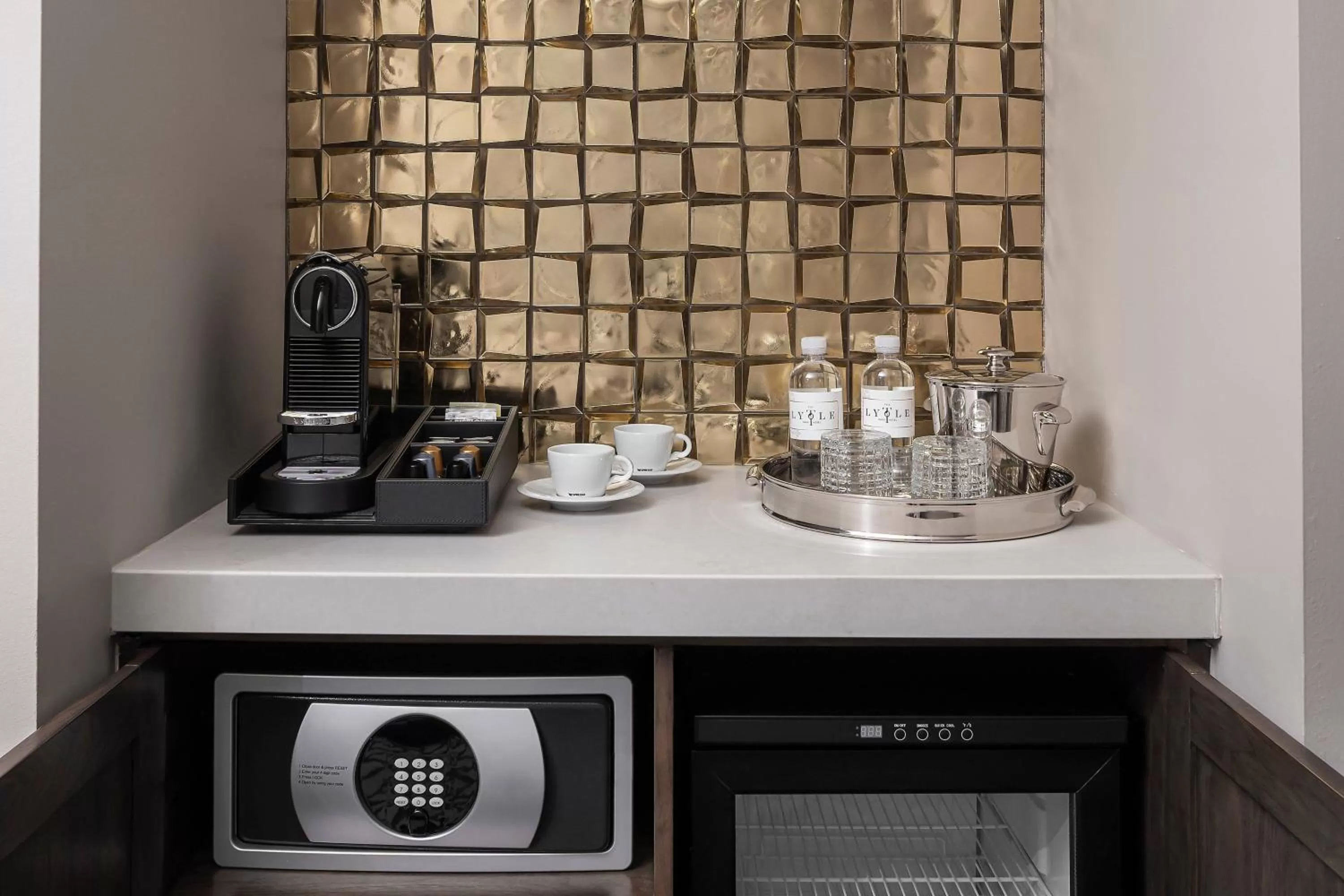 King Room - Hearing Accessible in The Lytle Park Hotel, Autograph Collection