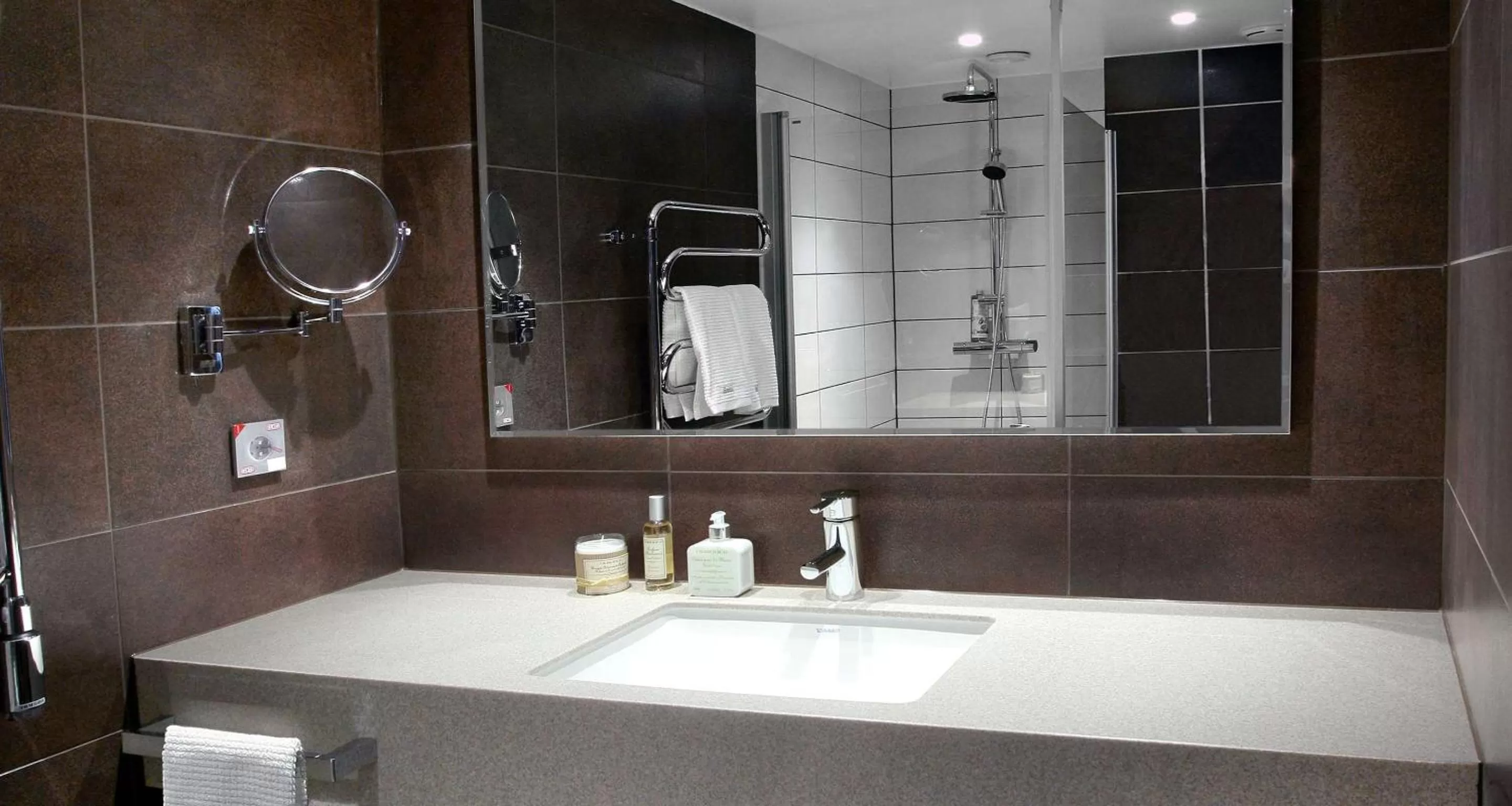 Bathroom in Quality Hotel Waterfront