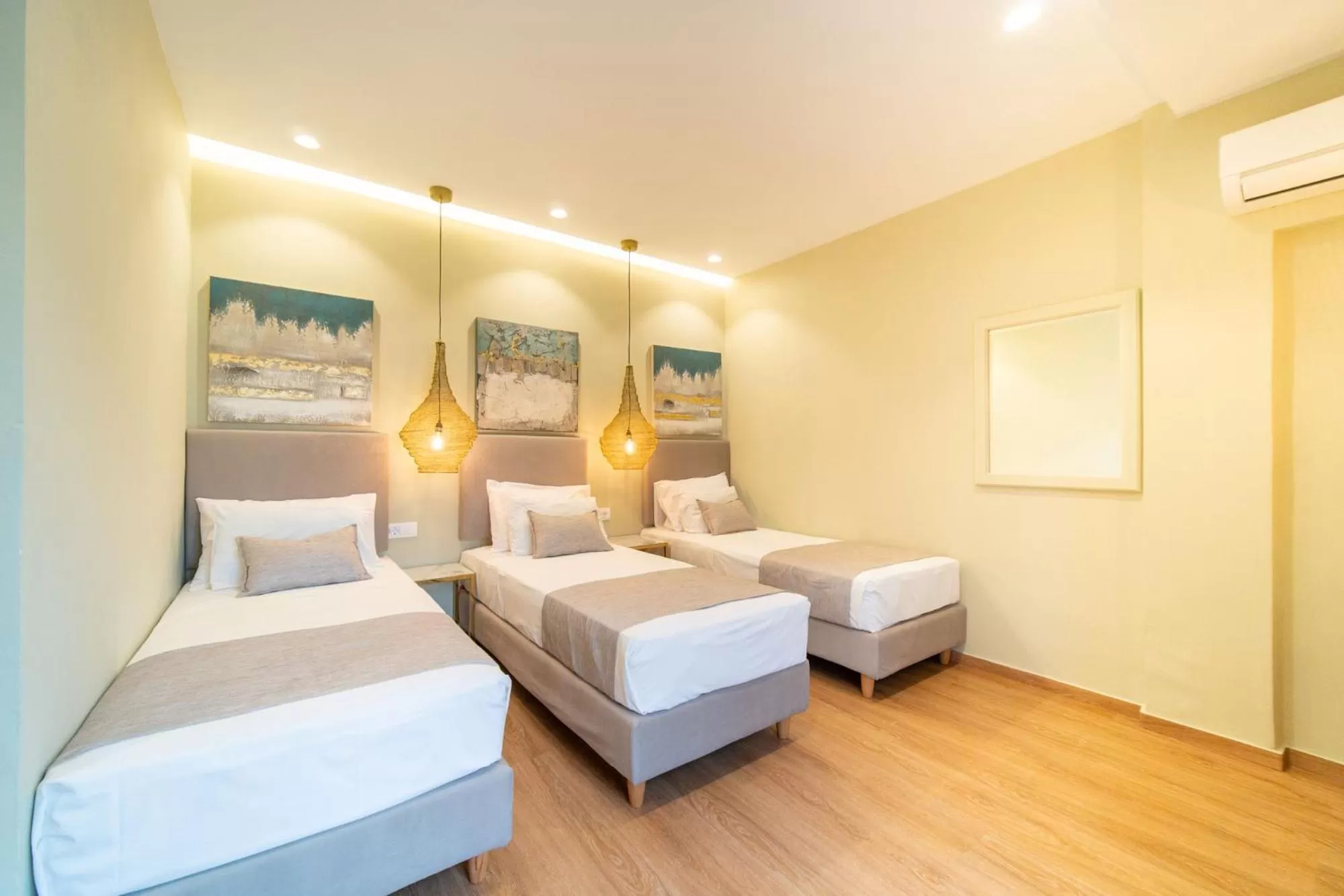 Photo of the whole room, Bed in Antonia Hotel