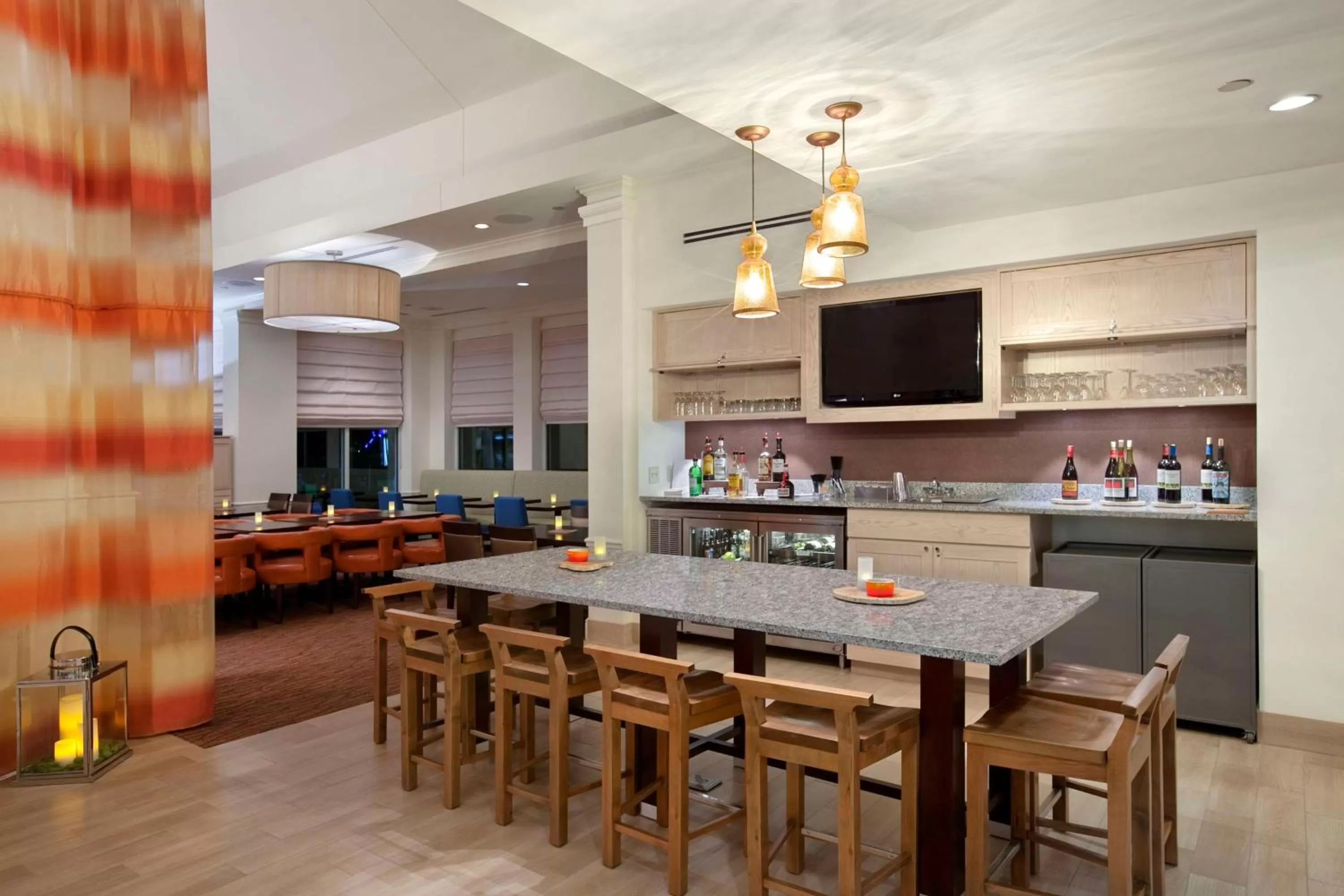 Restaurant/places to eat in Hilton Garden Inn Cleveland/Twinsburg