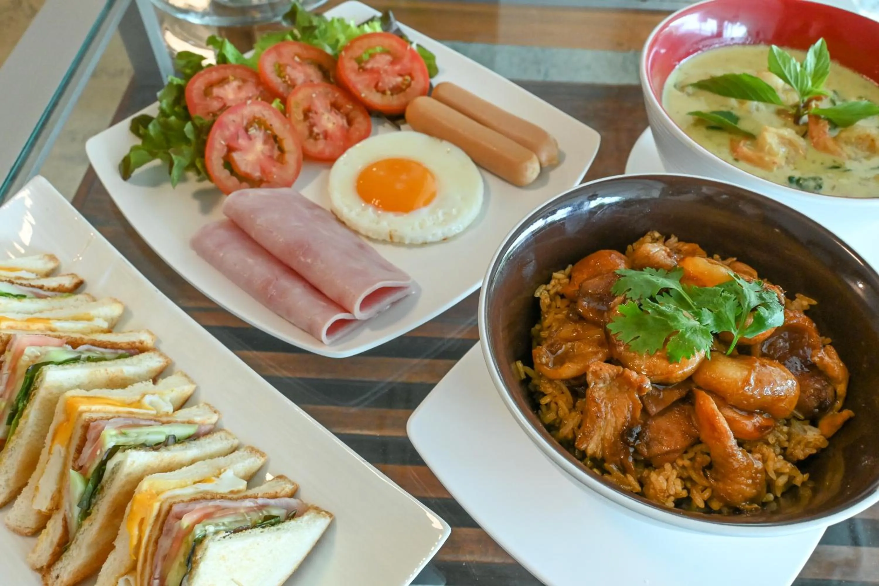 Breakfast in The Krungkasem Srikrung Hotel