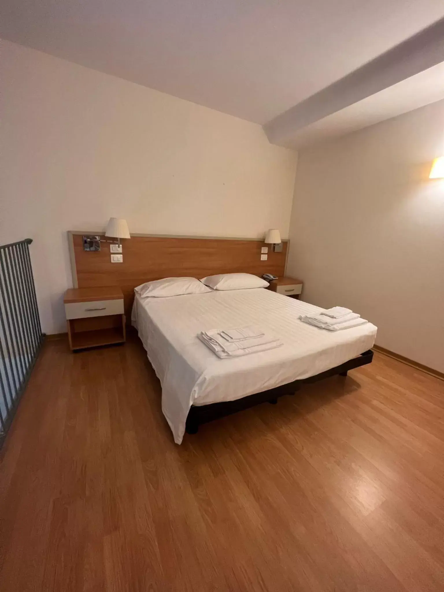 Mezzanine Standard Double or Twin Room in Domus Stella Maris - Casa per Ferie Mezzanine Standard Double or Twin Room in Domus Stella Maris - Casa per Ferie