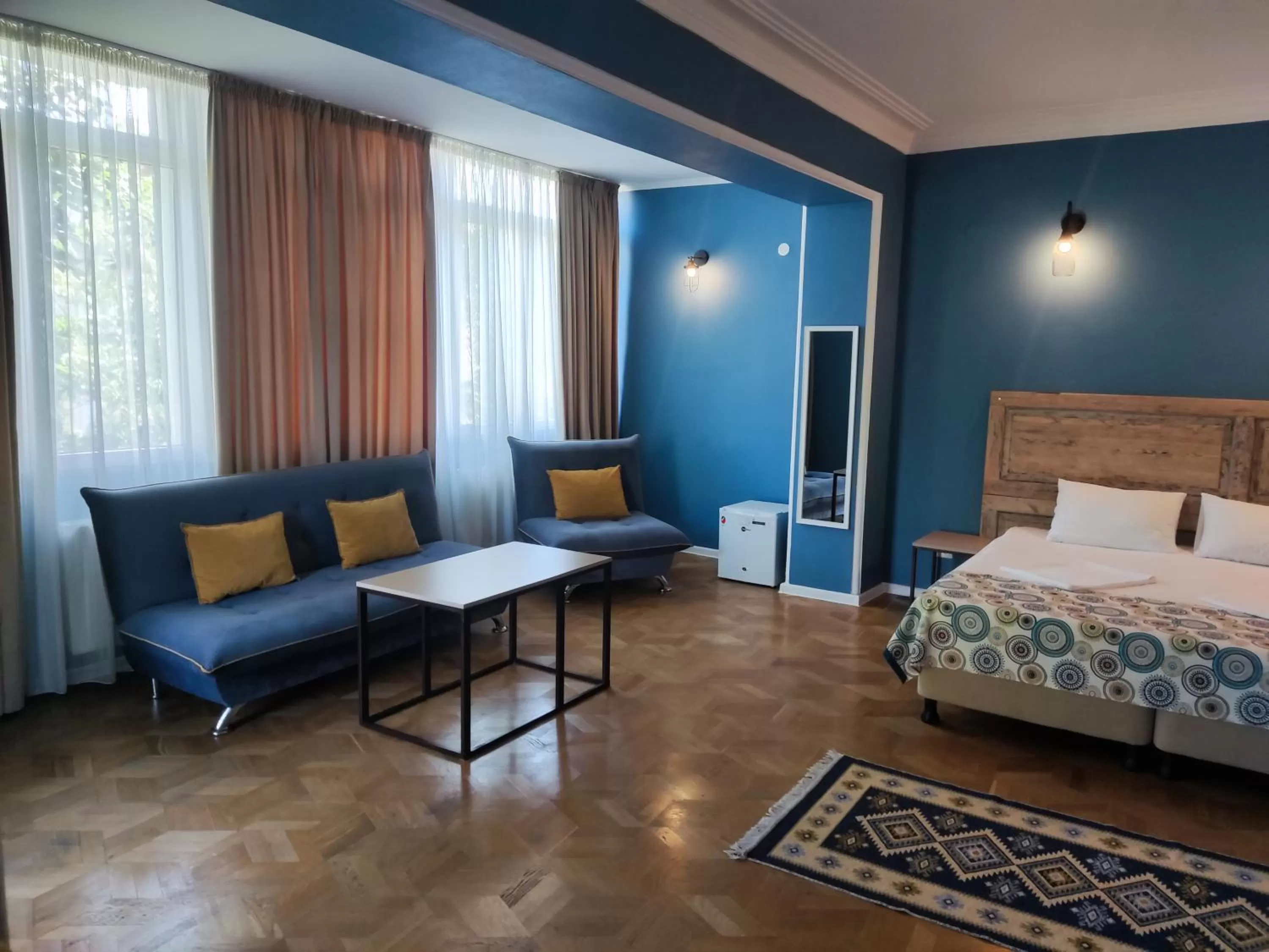 Photo of the whole room, Bed in Gvino Minda