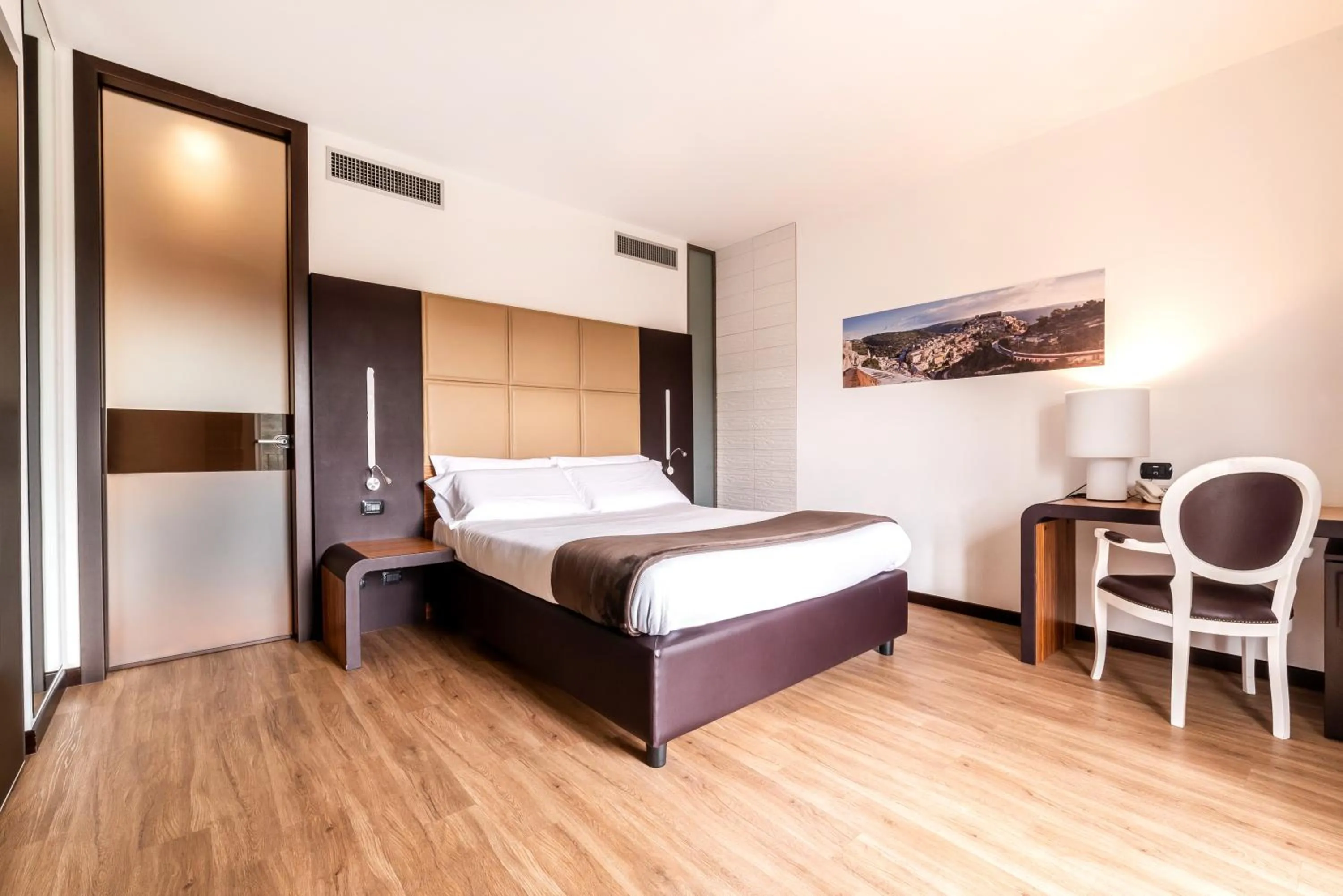 Bed in San Giorgio Palace Hotel Ragusa Ibla