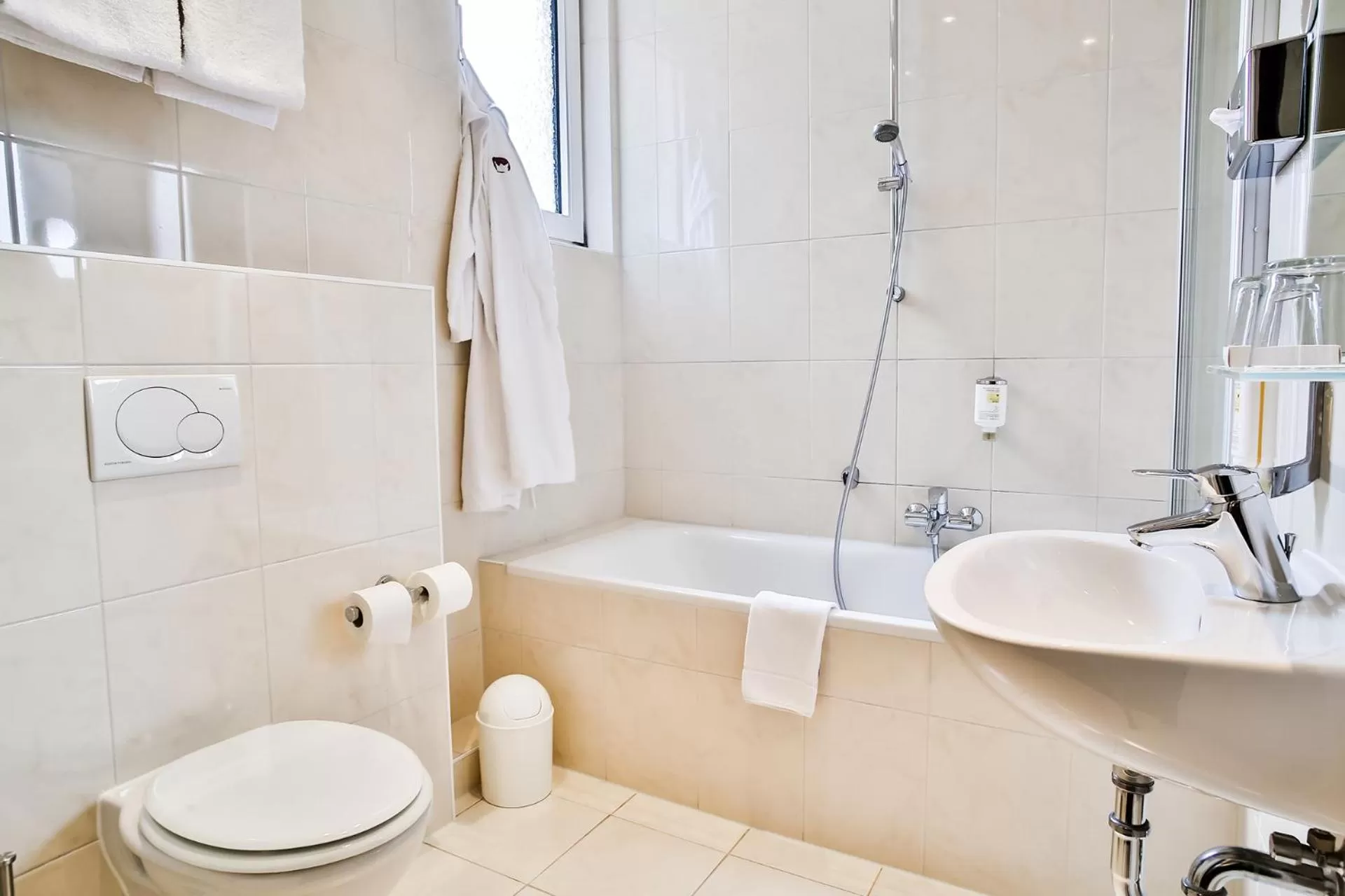 Bathroom in Parkhotel Krone