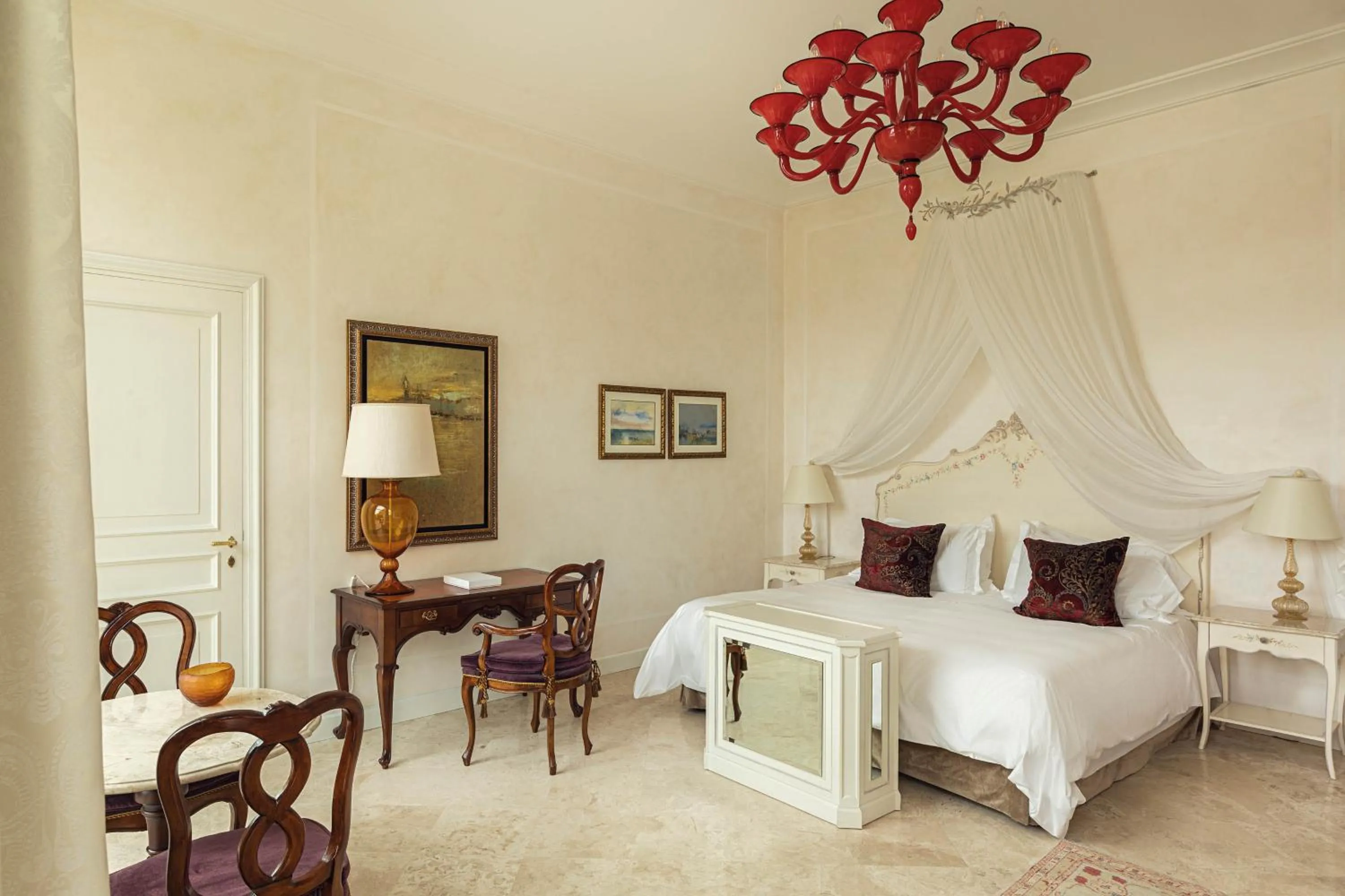 Bedroom, Bed in Hotel Cipriani, A Belmond Hotel, Venice