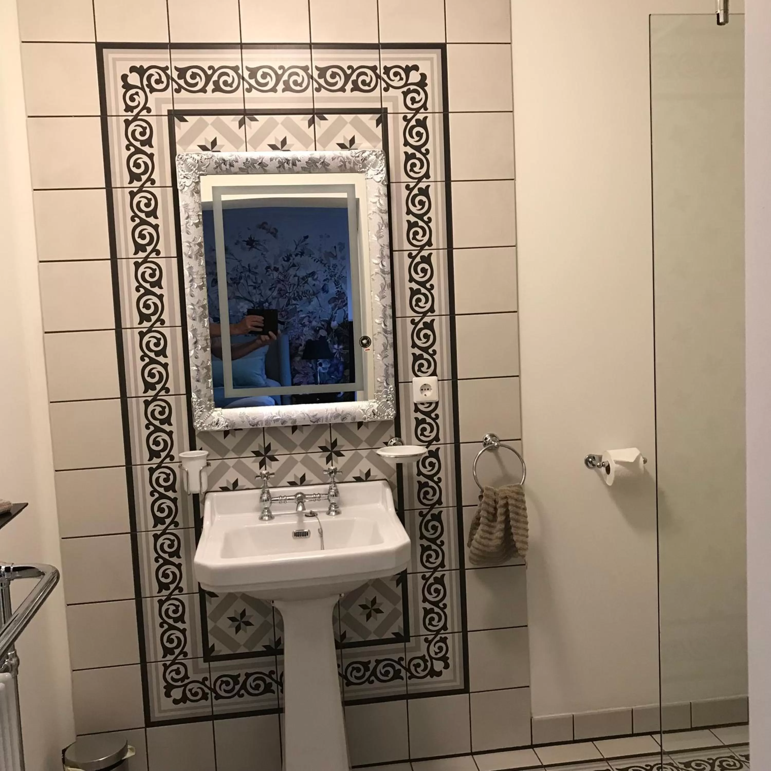 Bathroom in B&B Holset70